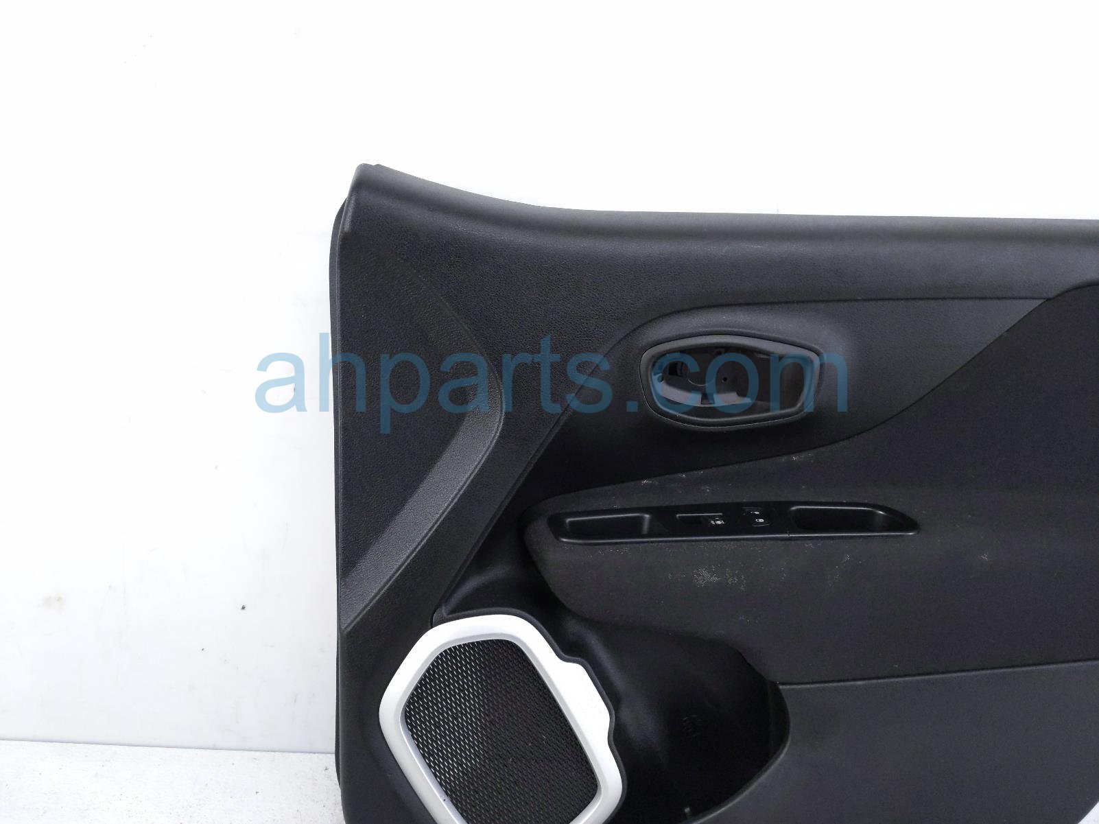 2018 Jeep Renegade Trim / Liner Front Passenger Interior Door Panel Black 6NQ10PVTAA Replacement 2018 Jeep Renegade Trim / Liner Front Passenger Interior Door Panel Black 6NQ10PVTAA Replacement thumbnail
