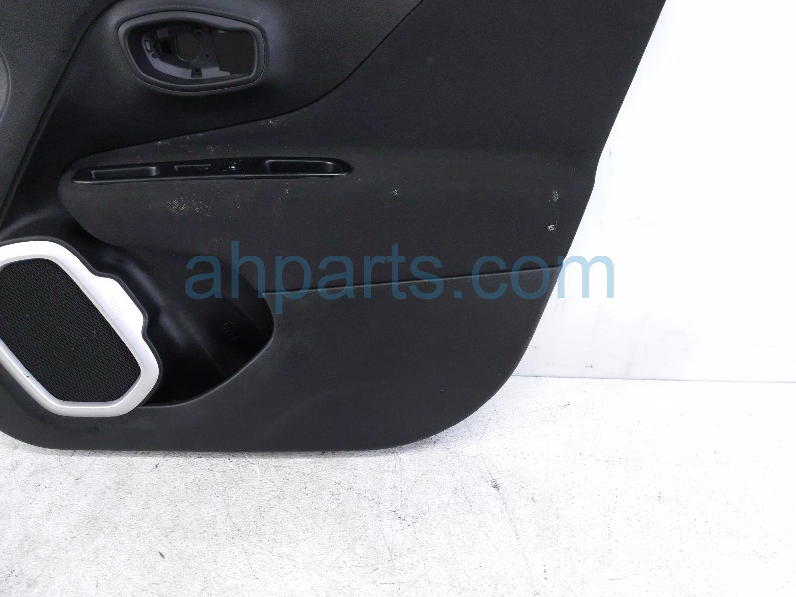 2018 Jeep Renegade Trim / Liner Front Passenger Interior Door Panel Black 6NQ10PVTAA Replacement 2018 Jeep Renegade Trim / Liner Front Passenger Interior Door Panel Black 6NQ10PVTAA Replacement thumbnail