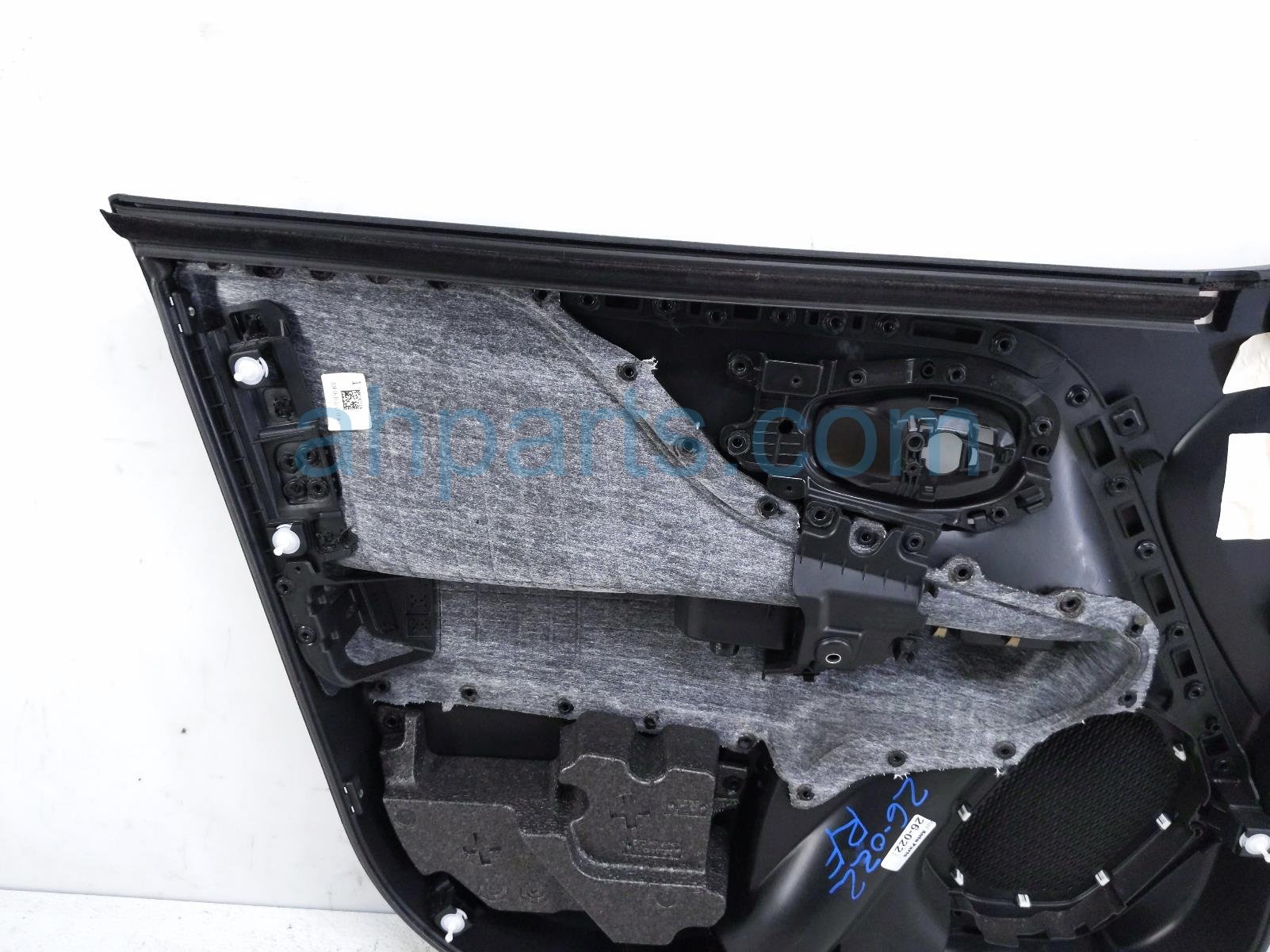 2018 Jeep Renegade Trim / Liner Front Passenger Interior Door Panel Black 6NQ10PVTAA Replacement 2018 Jeep Renegade Trim / Liner Front Passenger Interior Door Panel Black 6NQ10PVTAA Replacement thumbnail