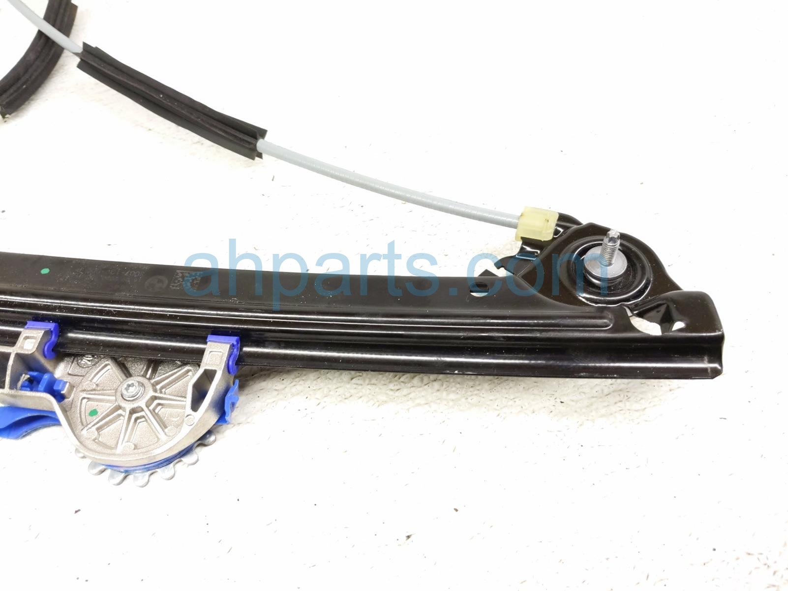 2021 Toyota Gr Supra Front Passenger Window Regulator & Motor 69801 WAA01 Replacement 2021 Toyota Gr Supra Front Passenger Window Regulator & Motor 69801 WAA01 Replacement thumbnail