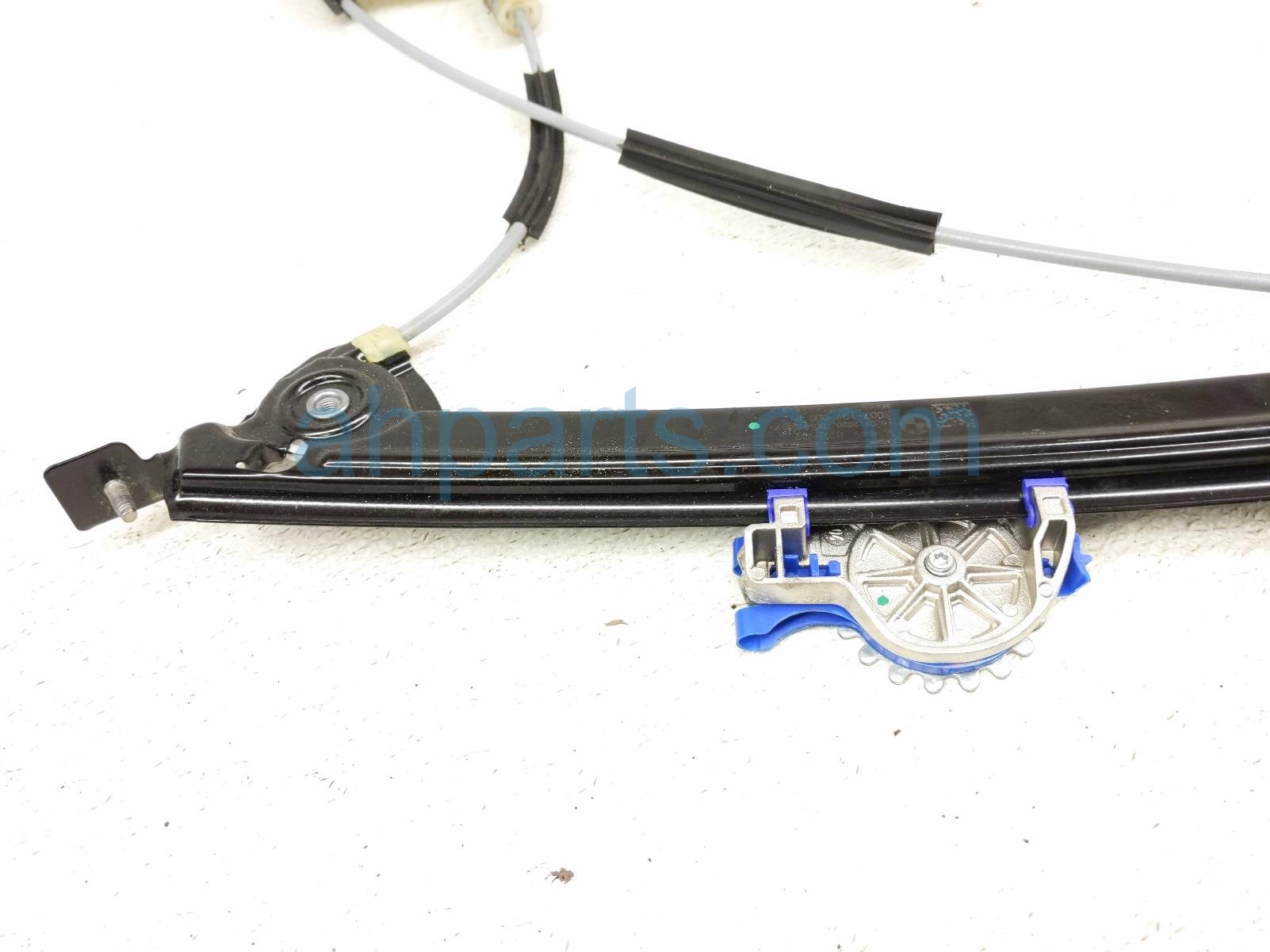 2021 Toyota Gr Supra Front Passenger Window Regulator & Motor 69801 WAA01 Replacement 2021 Toyota Gr Supra Front Passenger Window Regulator & Motor 69801 WAA01 Replacement thumbnail