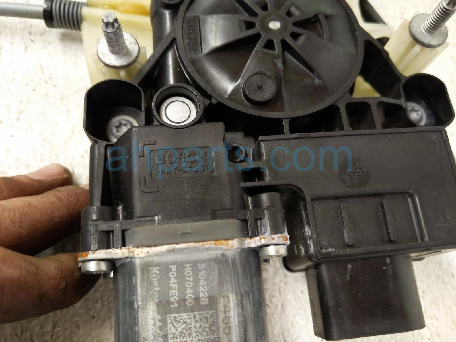 2021 Toyota Gr Supra Front Passenger Window Regulator & Motor 69801 WAA01 Replacement 2021 Toyota Gr Supra Front Passenger Window Regulator & Motor 69801 WAA01 Replacement thumbnail