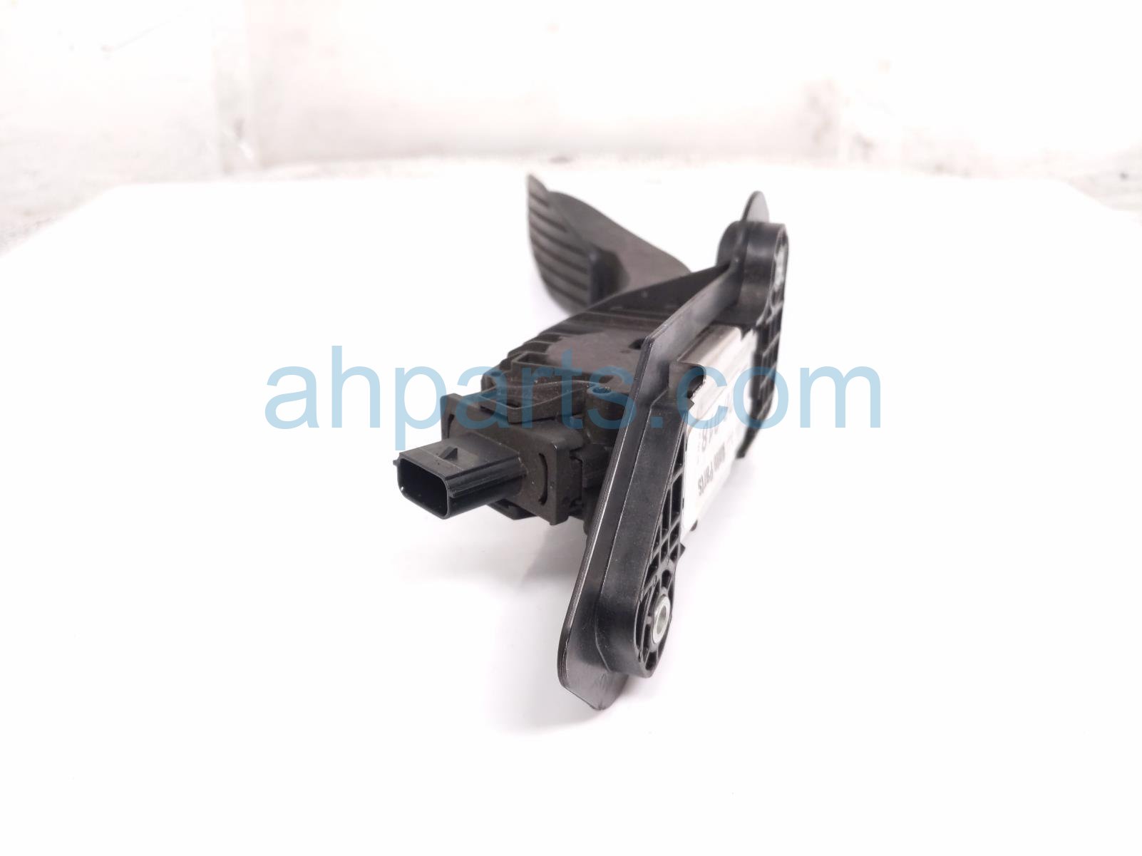 2024 Chevy Silverado 1500 Gas Accelerator Pedal 2.7t 4x2 Fl 84024307 Replacement 2024 Chevy Silverado 1500 Gas Accelerator Pedal 2.7t 4x2 Fl 84024307 Replacement thumbnail