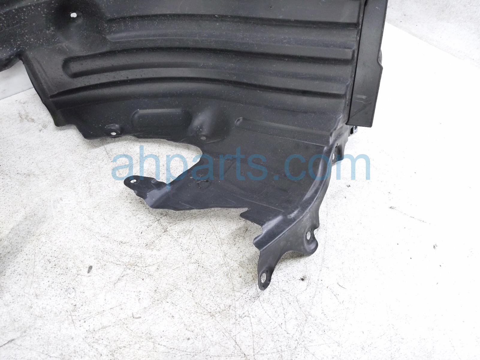 2025 Honda Pilot Front Passenger Inner Fender Liner 74100 T90 A00 Replacement 2025 Honda Pilot Front Passenger Inner Fender Liner 74100 T90 A00 Replacement thumbnail