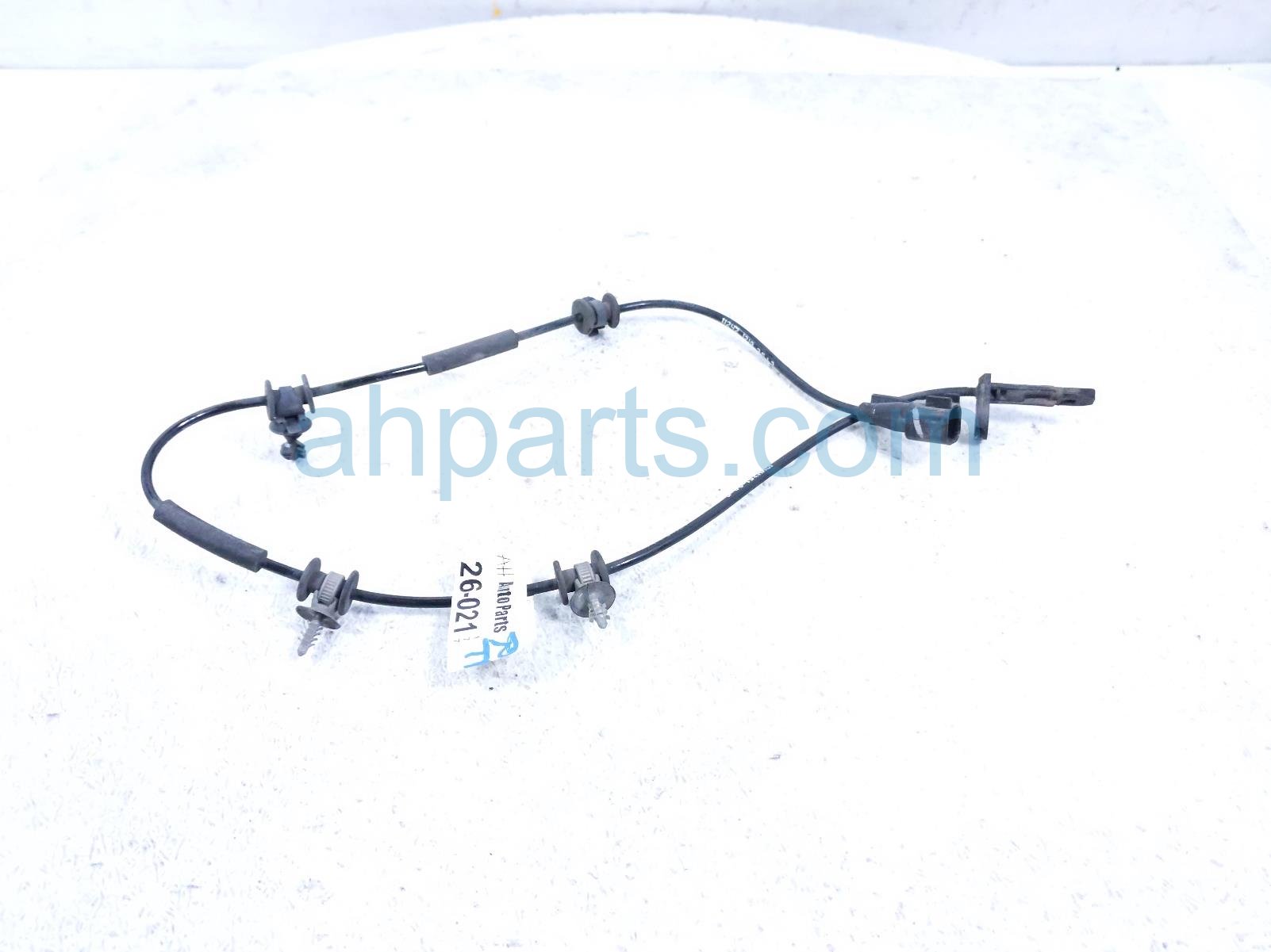 2019 Tesla Tesla 3 Front Passenger Abs Wheel Speed Sensor 1044761 00 F Replacement 2019 Tesla Tesla 3 Front Passenger Abs Wheel Speed Sensor 1044761 00 F Replacement thumbnail