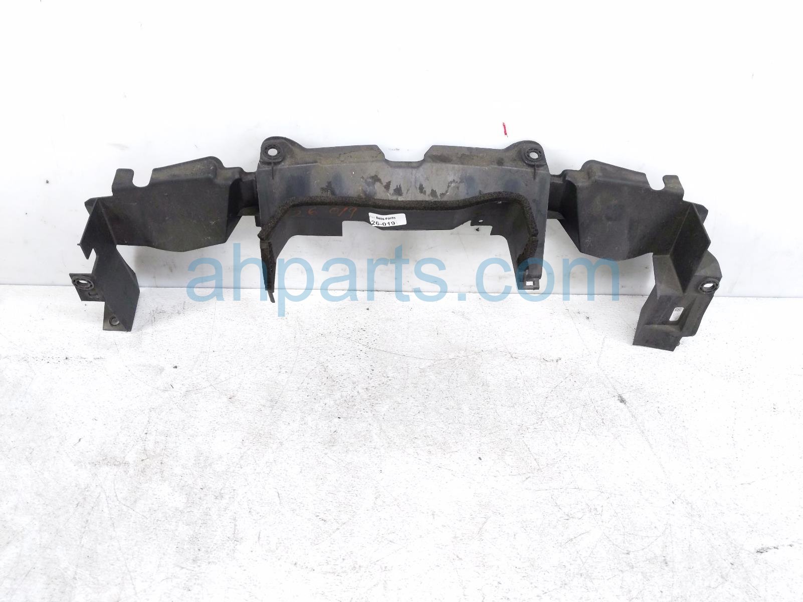 2022 Acura MDX Grille Upper Radiator Support Sight Shield 74163 TYA A00 Replacement 2022 Acura MDX Grille Upper Radiator Support Sight Shield 74163 TYA A00 Replacement thumbnail