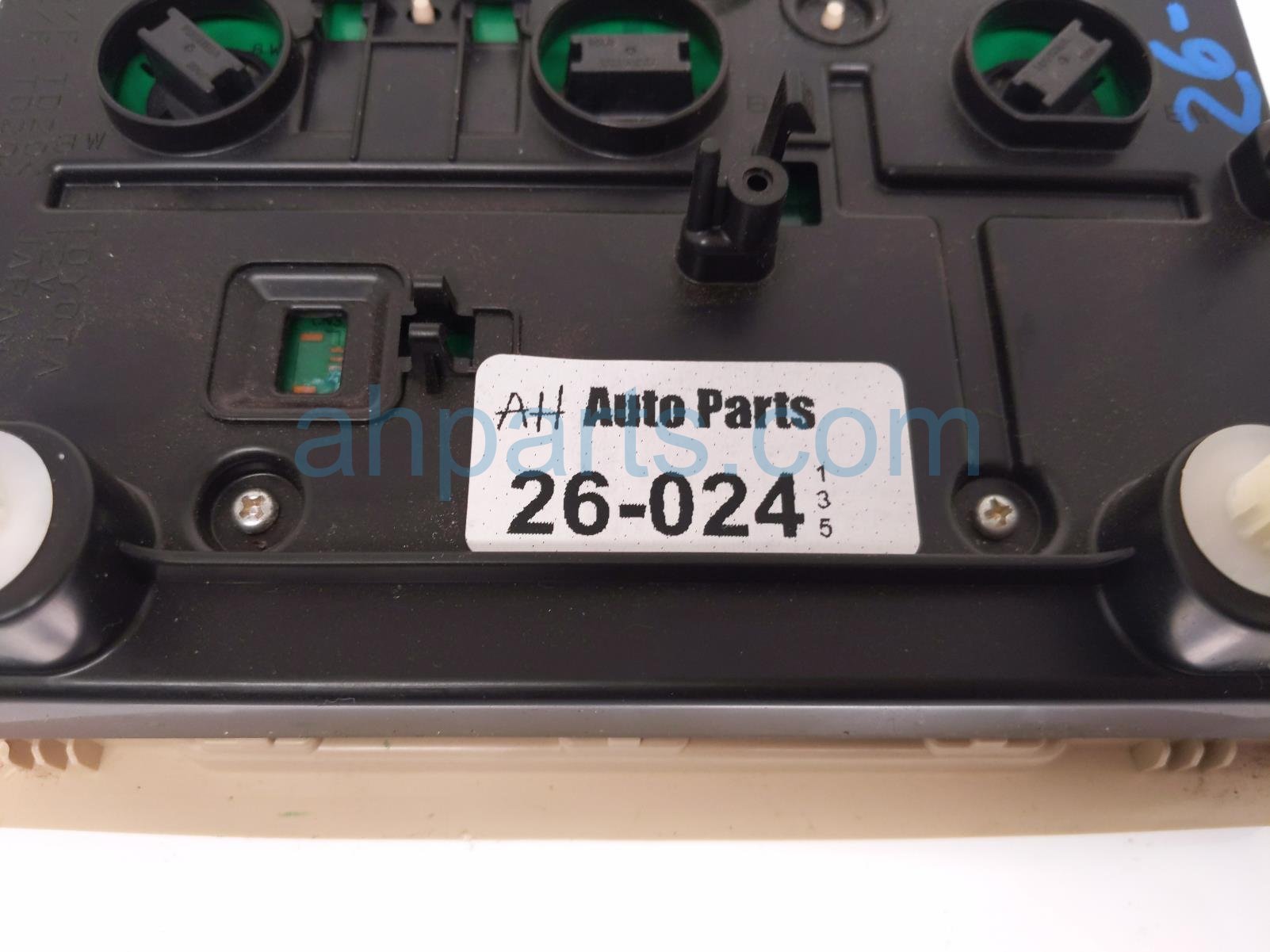 2014 Lexus Is 250 Roof Console Map Lt W/sun Sos Tan 81208 53100 A0 Replacement 2014 Lexus Is 250 Roof Console Map Lt W/sun Sos Tan 81208 53100 A0 Replacement thumbnail