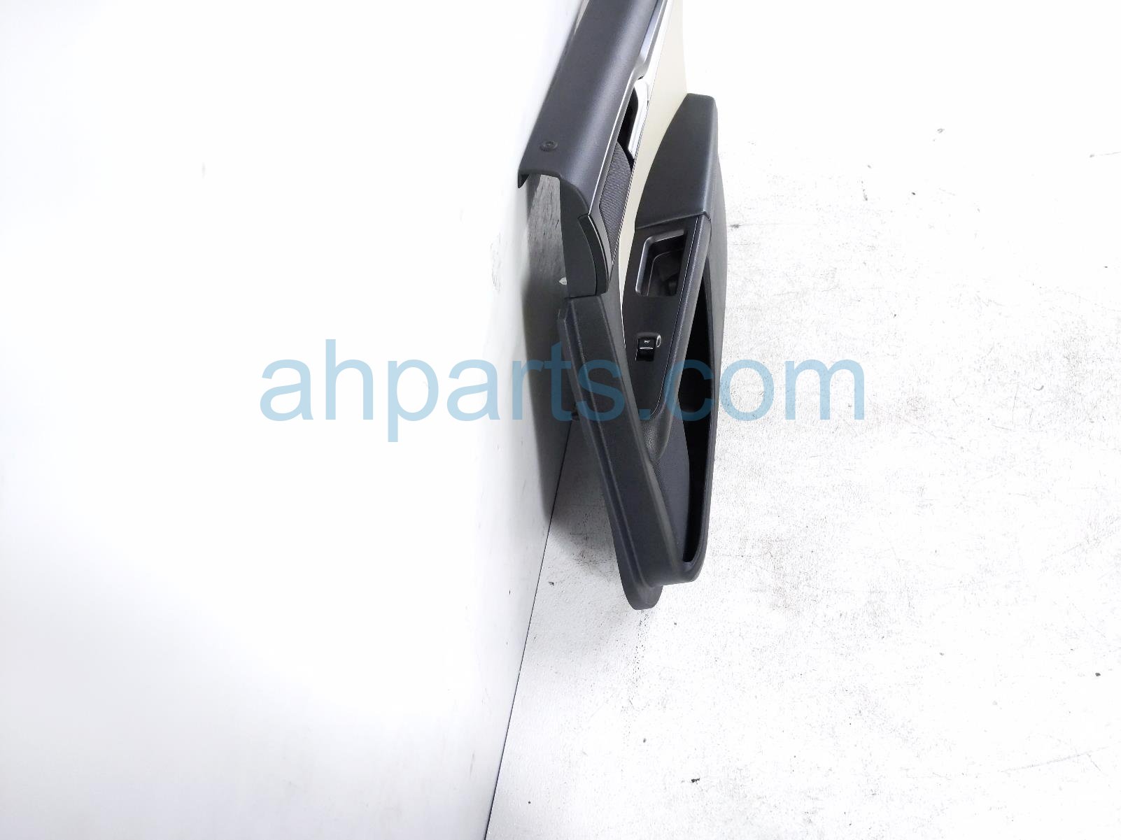 2017 Ford Fusion Trim / Liner Rear Passenger Interior Door Panel Tan DS7Z 5427406 DW Replacement 2017 Ford Fusion Trim / Liner Rear Passenger Interior Door Panel Tan DS7Z 5427406 DW Replacement thumbnail