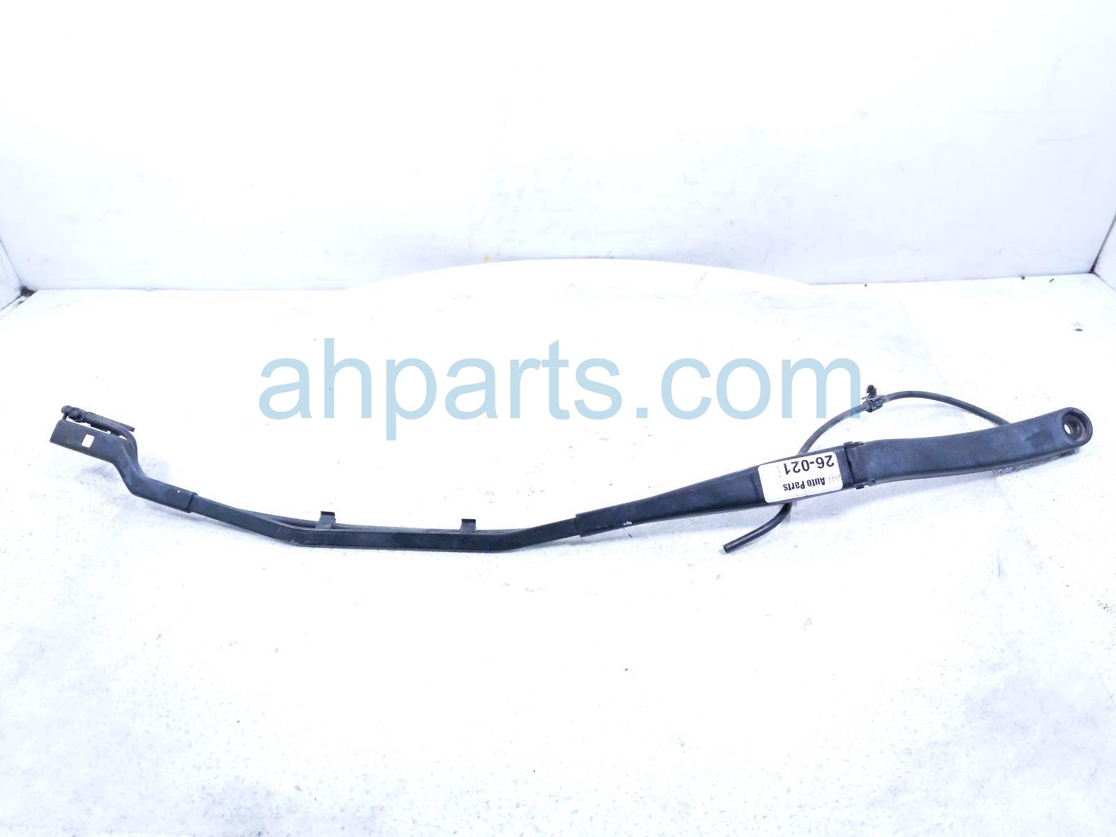 2019 Tesla Tesla 3 Passenger Windshield Wiper Arm 1076727 00 B Replacement 2019 Tesla Tesla 3 Passenger Windshield Wiper Arm 1076727 00 B Replacement thumbnail