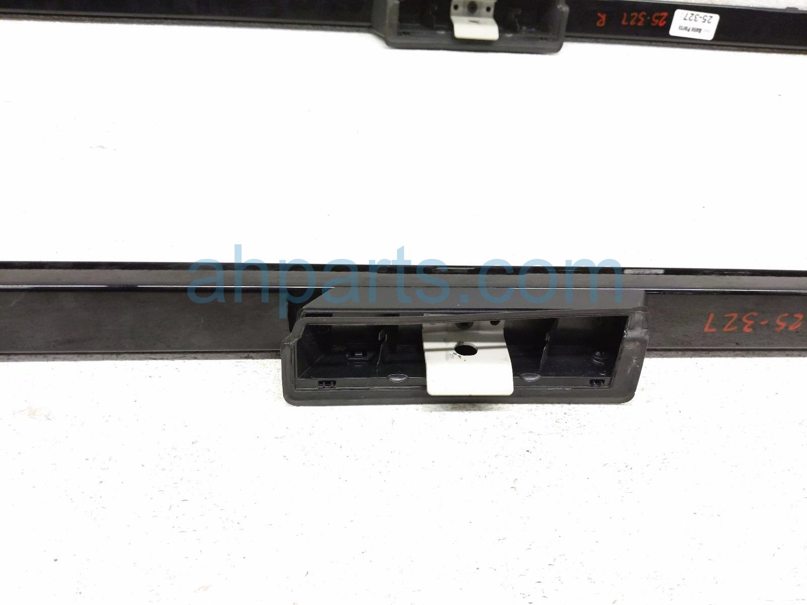 2025 Honda Pilot Luggage Rack Driver & Passenger Roof Rails Only Black 75250 T90 A13 Replacement 2025 Honda Pilot Luggage Rack Driver & Passenger Roof Rails Only Black 75250 T90 A13 Replacement thumbnail