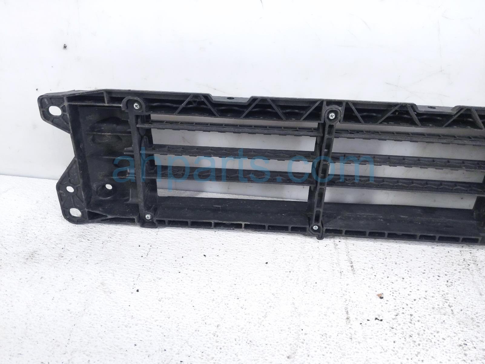 2018 Honda CR V Upper Grille Air Shutter Assy 1.5t 71300 TLA A01 Replacement 2018 Honda CR V Upper Grille Air Shutter Assy 1.5t 71300 TLA A01 Replacement thumbnail