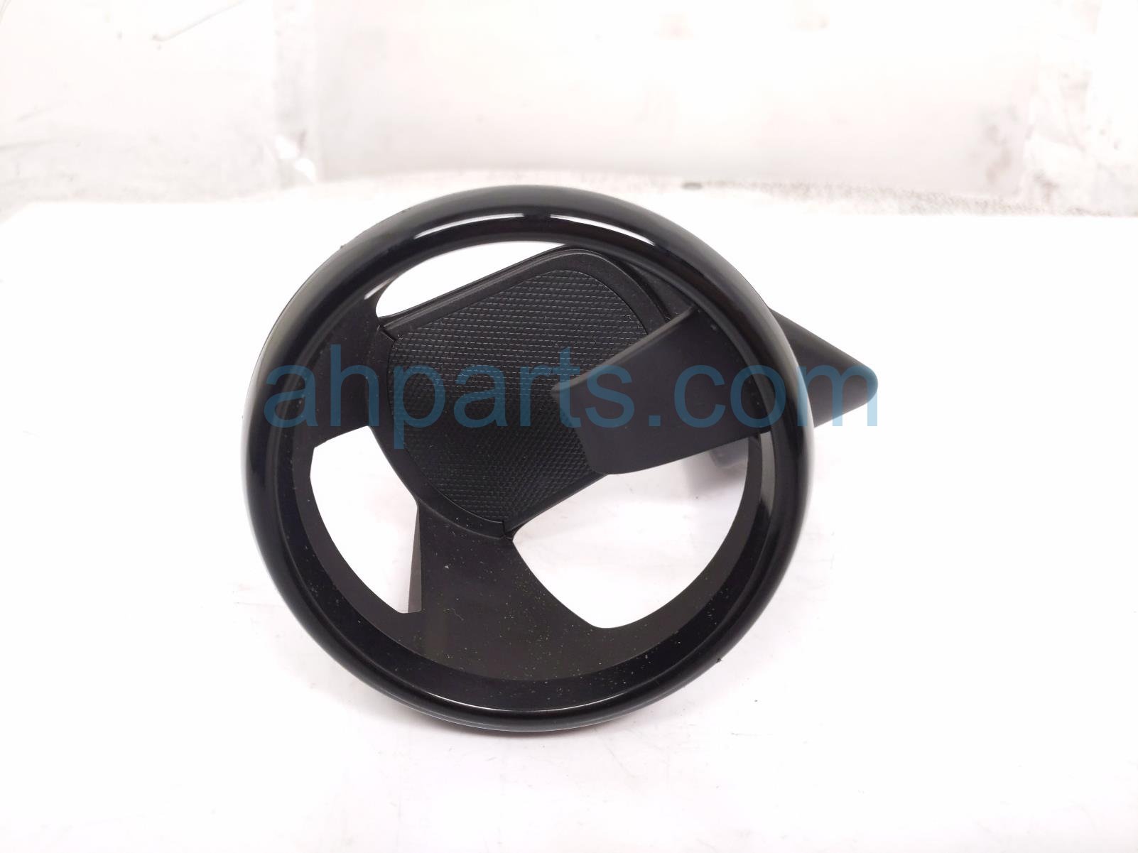 2022 Mazda Miata Rear Console Cup Holder Blk ND6P 64 39X 02 Replacement 2022 Mazda Miata Rear Console Cup Holder Blk ND6P 64 39X 02 Replacement thumbnail