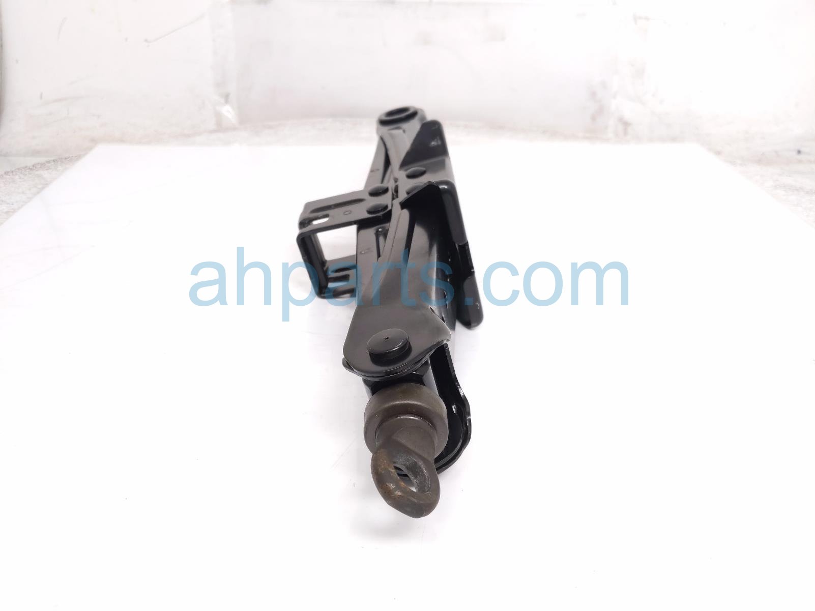 2018 Lexus Is300 Scissor Jack Only 09111 30181 Replacement 2018 Lexus Is300 Scissor Jack Only 09111 30181 Replacement thumbnail