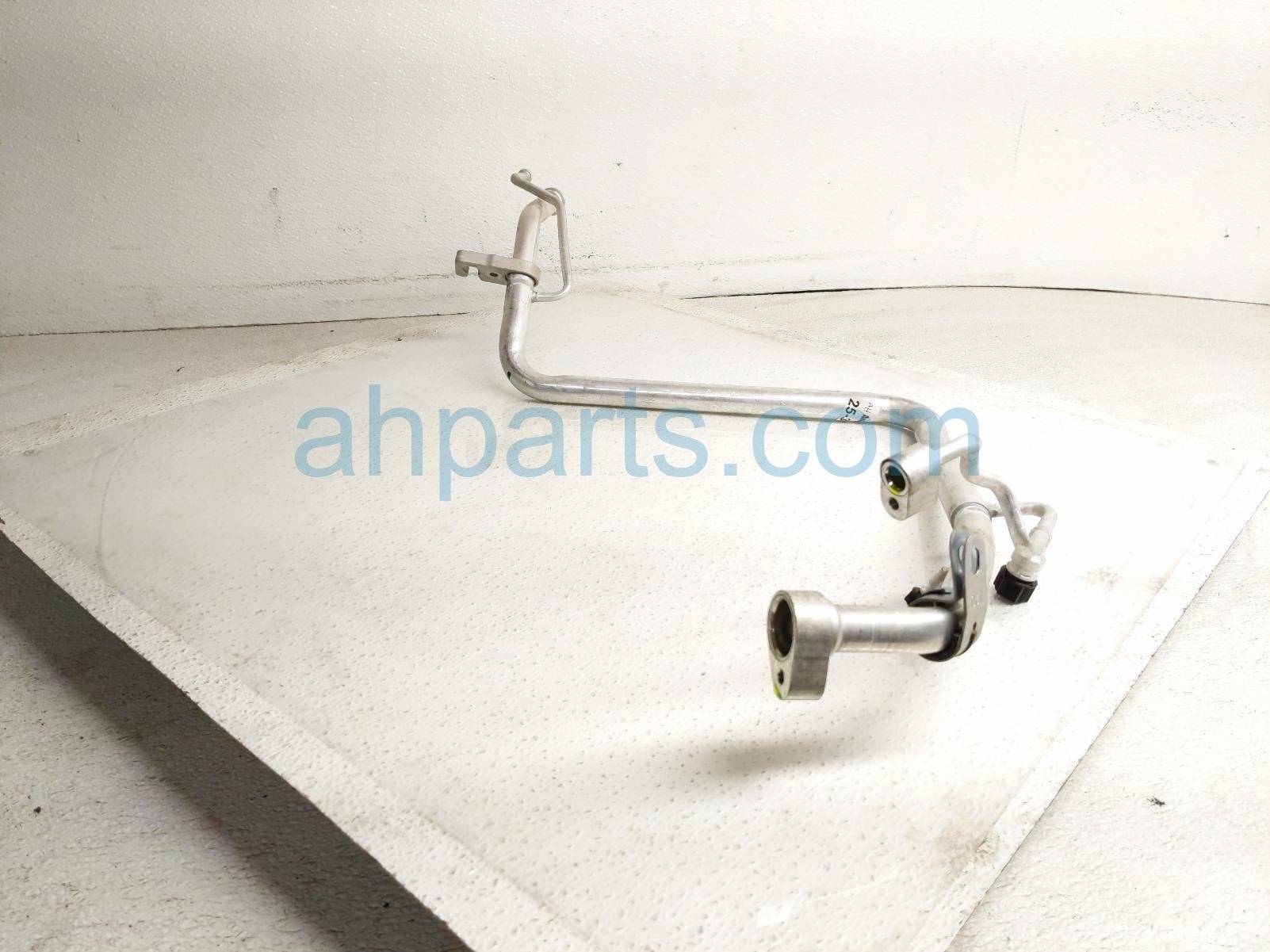 2021 Nissan Rogue Ac / Pipe / Line Suction & Discharge Hose Assembly 92446 6RA0B Replacement 2021 Nissan Rogue Ac / Pipe / Line Suction & Discharge Hose Assembly 92446 6RA0B Replacement thumbnail