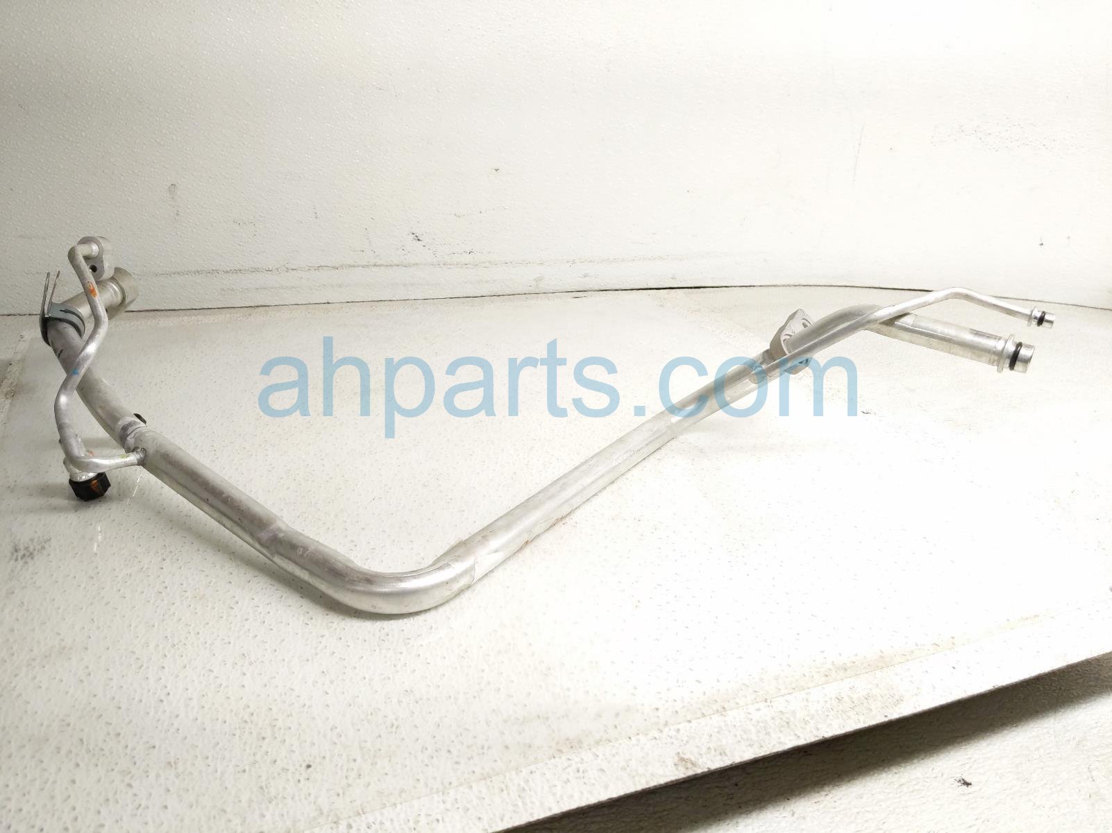 2021 Nissan Rogue Ac / Pipe / Line Suction & Discharge Hose Assembly 92446 6RA0B Replacement 2021 Nissan Rogue Ac / Pipe / Line Suction & Discharge Hose Assembly 92446 6RA0B Replacement thumbnail