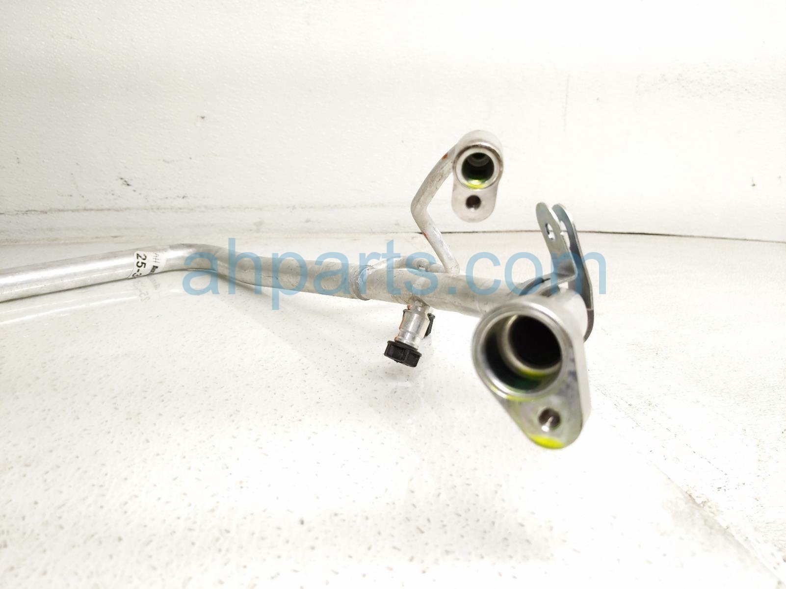 2021 Nissan Rogue Ac / Pipe / Line Suction & Discharge Hose Assembly 92446 6RA0B Replacement 2021 Nissan Rogue Ac / Pipe / Line Suction & Discharge Hose Assembly 92446 6RA0B Replacement thumbnail