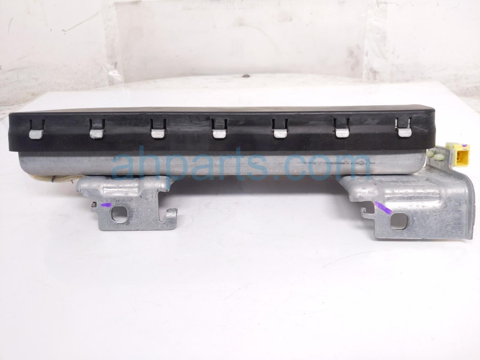 Nissan PASSENGER KNEE AIR BAG - BLK