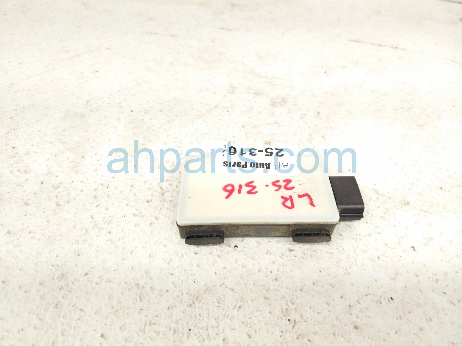 2021 Nissan Rogue Rear Driver Blind Spot Radar Unit 284N0 6UA0A Replacement 2021 Nissan Rogue Rear Driver Blind Spot Radar Unit 284N0 6UA0A Replacement thumbnail