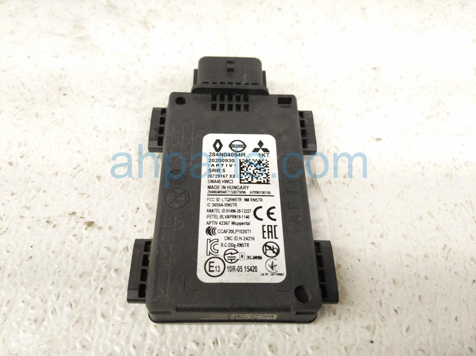 2021 Nissan Rogue Rear Driver Blind Spot Radar Unit 284N0 6UA0A Replacement 2021 Nissan Rogue Rear Driver Blind Spot Radar Unit 284N0 6UA0A Replacement thumbnail