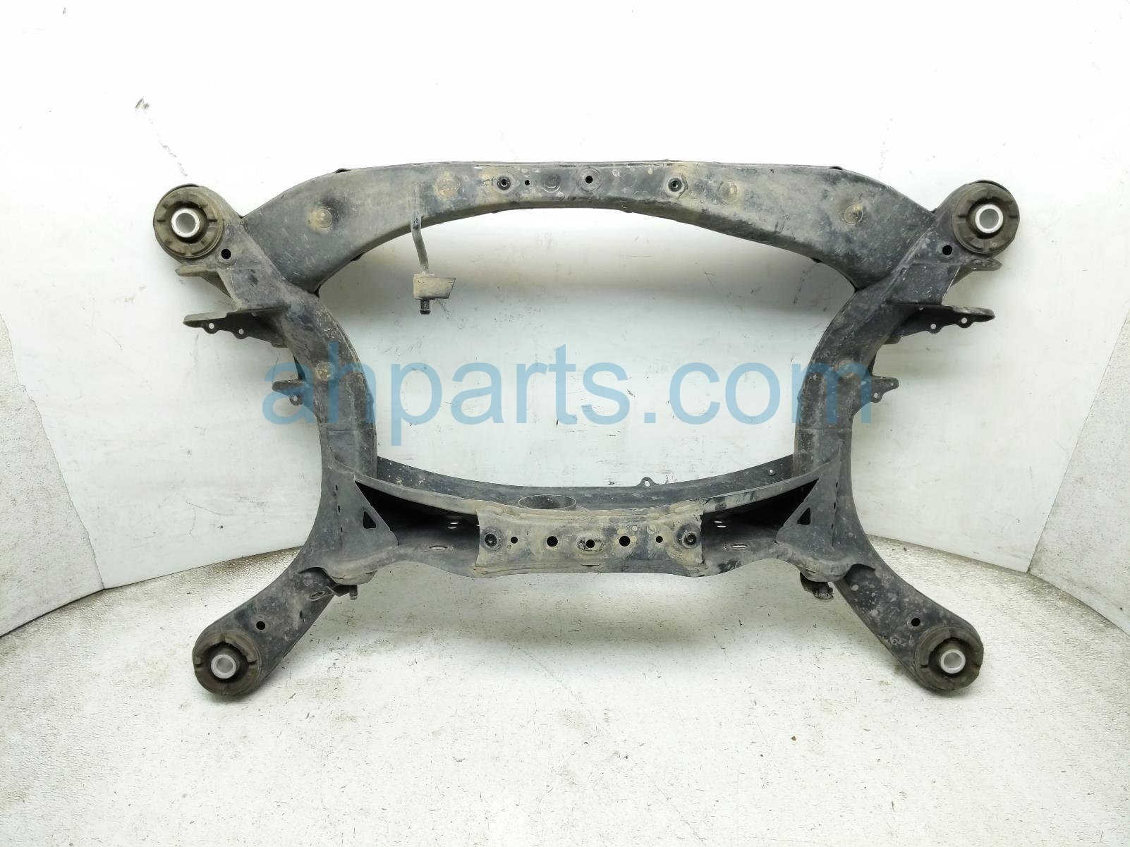 Toyota REAR SUBFRAME / CROSSMEMBER Toyota REAR SUBFRAME / CROSSMEMBER
