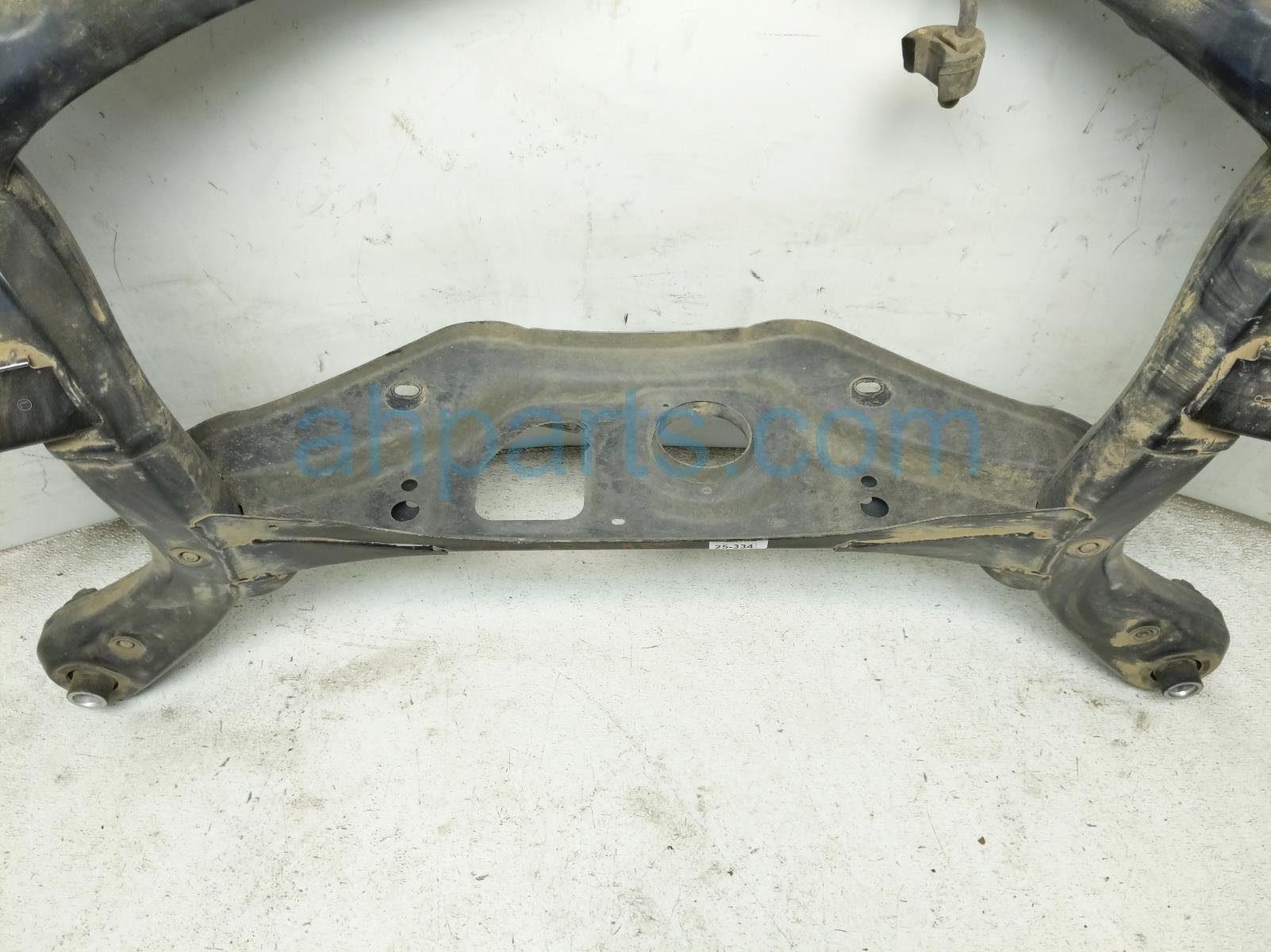2022 Toyota Sienna Rear Subframe / Crossmember 51206 08010 Replacement 2022 Toyota Sienna Rear Subframe / Crossmember 51206 08010 Replacement thumbnail