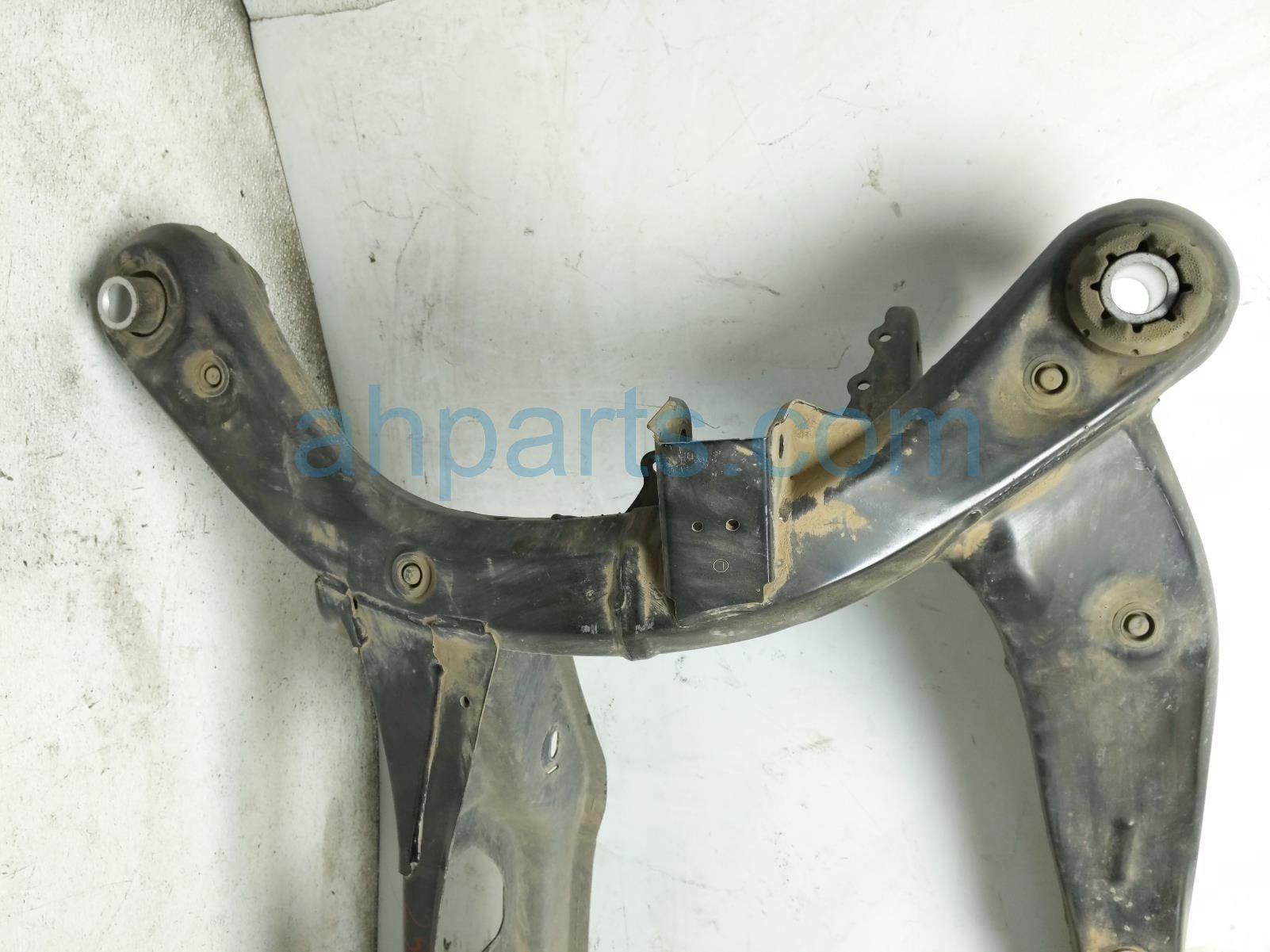 2022 Toyota Sienna Rear Subframe / Crossmember 51206 08010 Replacement 2022 Toyota Sienna Rear Subframe / Crossmember 51206 08010 Replacement thumbnail