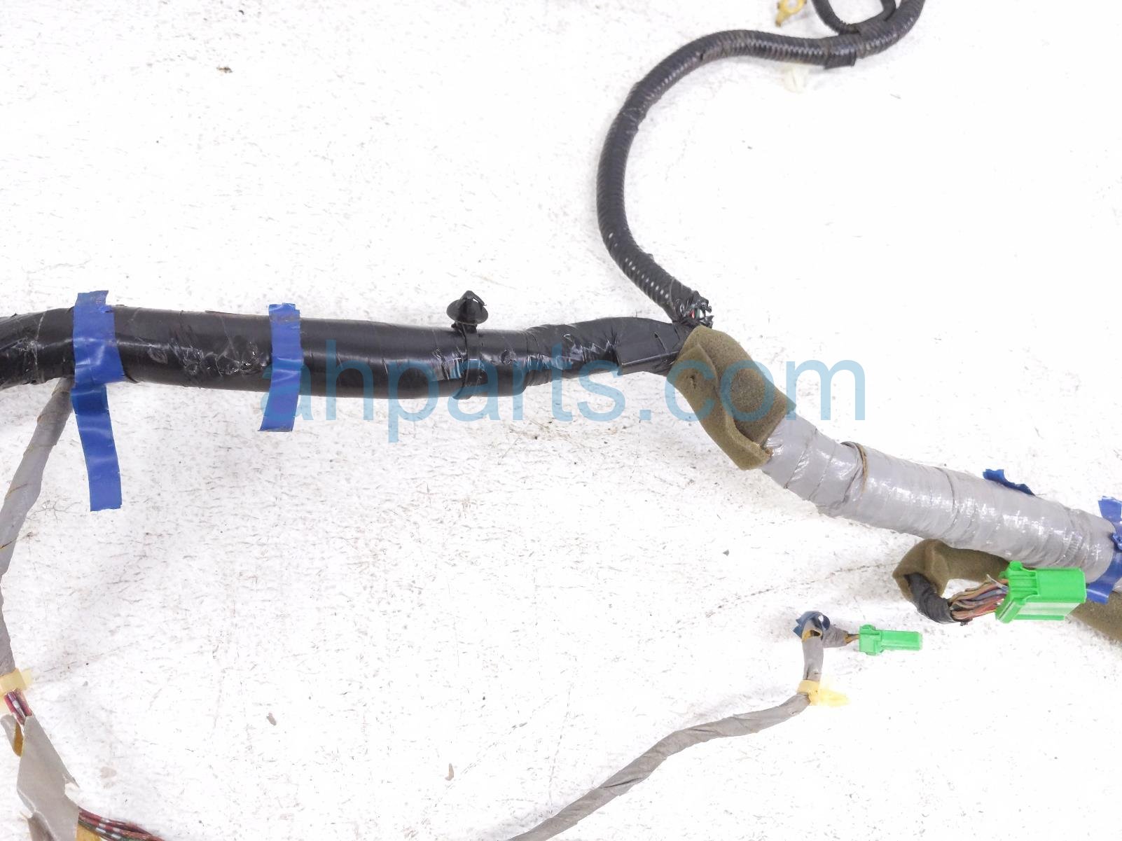 2005 Honda Accord Dashboard Instrument Wire Harness 32117 SDA A22 Replacement 2005 Honda Accord Dashboard Instrument Wire Harness 32117 SDA A22 Replacement thumbnail