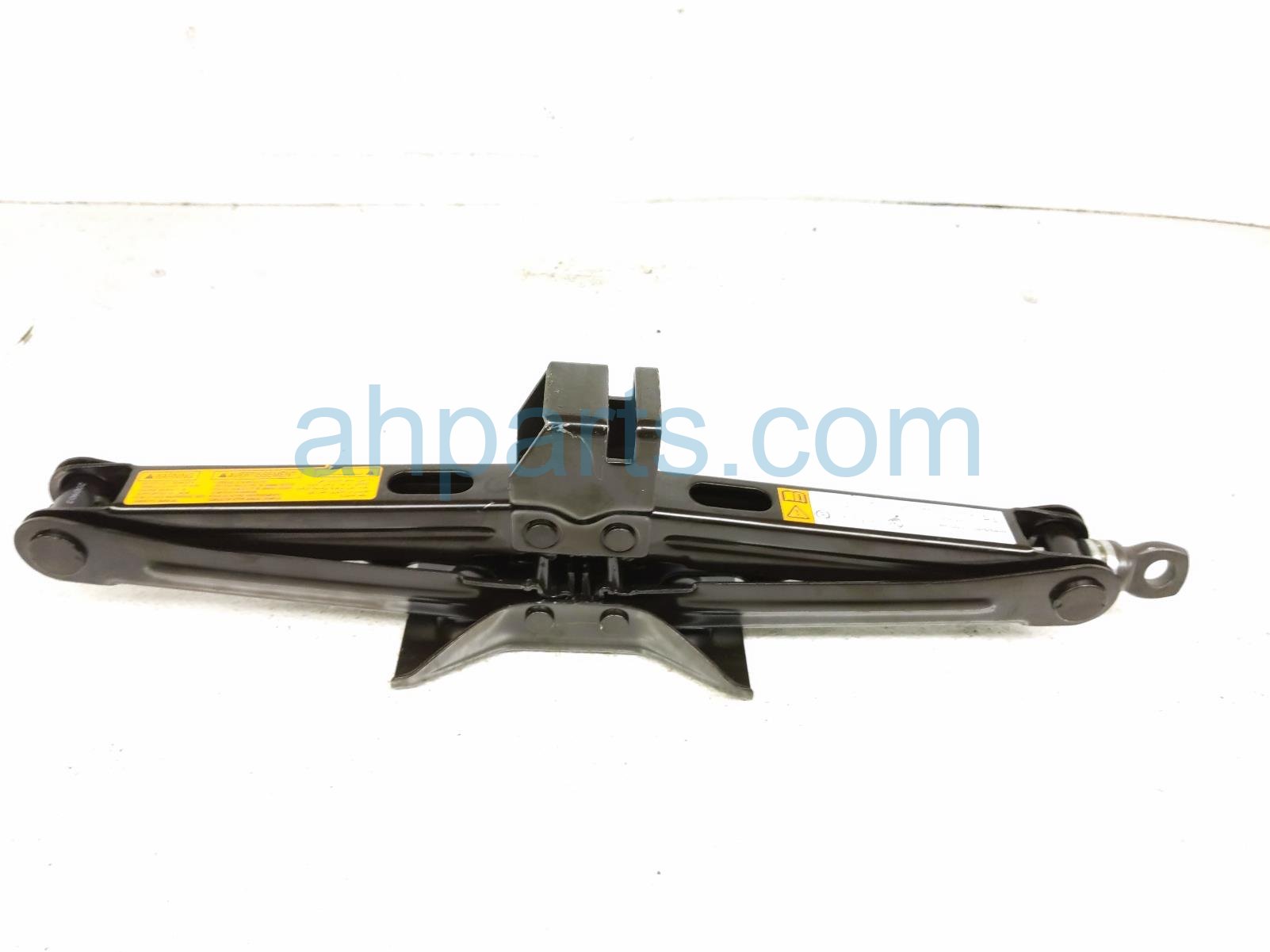 2021 Nissan Rogue Scissor Jack 99550 7FR0A Replacement 2021 Nissan Rogue Scissor Jack 99550 7FR0A Replacement thumbnail