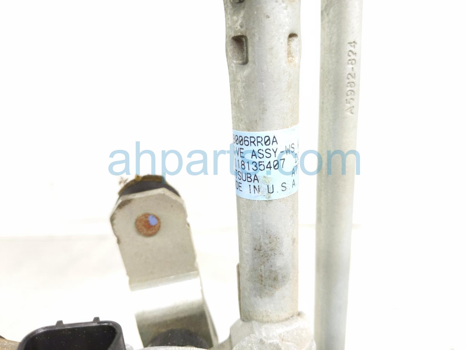 2021 Nissan Rogue Front Arms Windshield Wiper Motor W/arm Assy 28800 6RR0A Replacement 2021 Nissan Rogue Front Arms Windshield Wiper Motor W/arm Assy 28800 6RR0A Replacement thumbnail