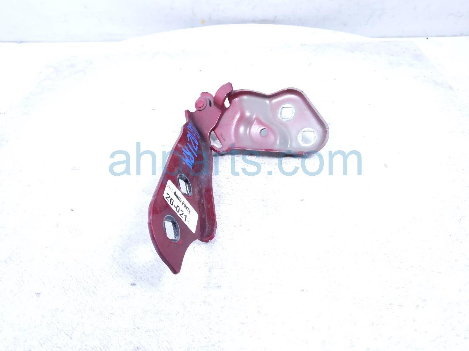 2019 Tesla Tesla 3 Passenger Hood Hinge Red 1098793 00 D Replacement 2019 Tesla Tesla 3 Passenger Hood Hinge Red 1098793 00 D Replacement thumbnail