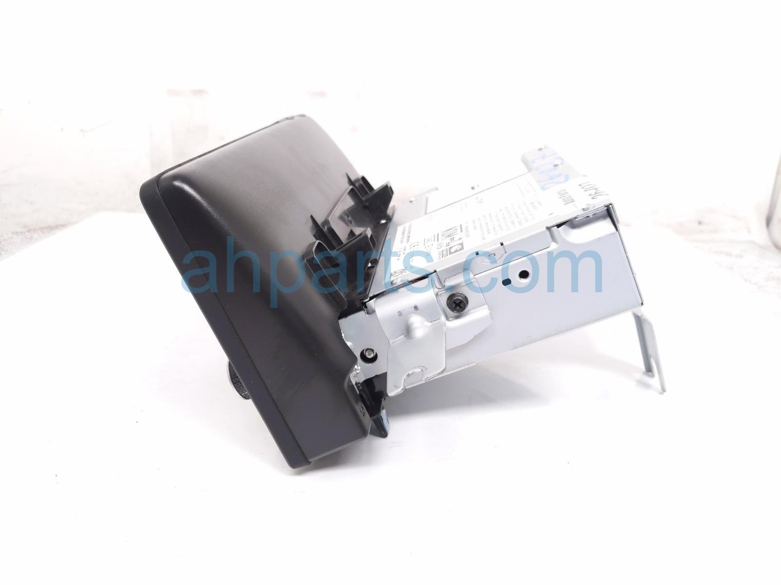 2025 Honda Pilot Radio Receiver & Display Screen 8A100 T90 A01 Replacement 2025 Honda Pilot Radio Receiver & Display Screen 8A100 T90 A01 Replacement thumbnail