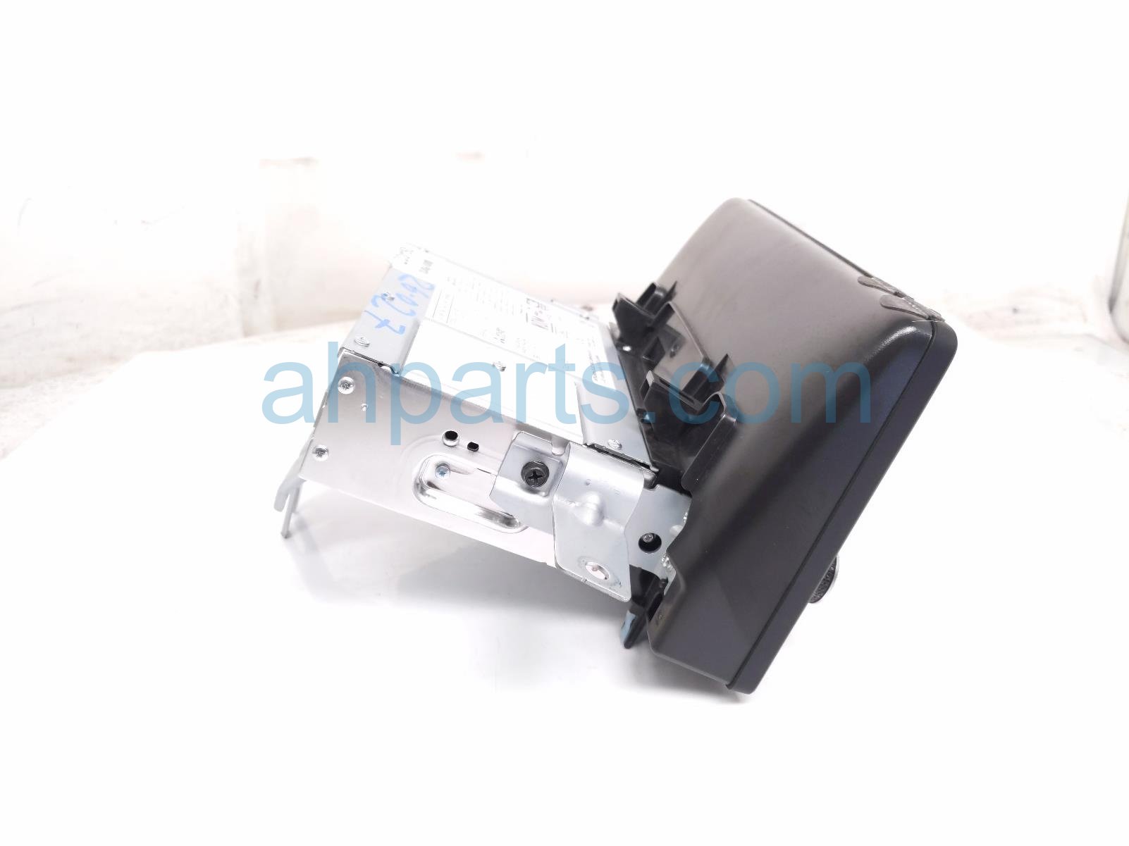 2025 Honda Pilot Radio Receiver & Display Screen 8A100 T90 A01 Replacement 2025 Honda Pilot Radio Receiver & Display Screen 8A100 T90 A01 Replacement thumbnail