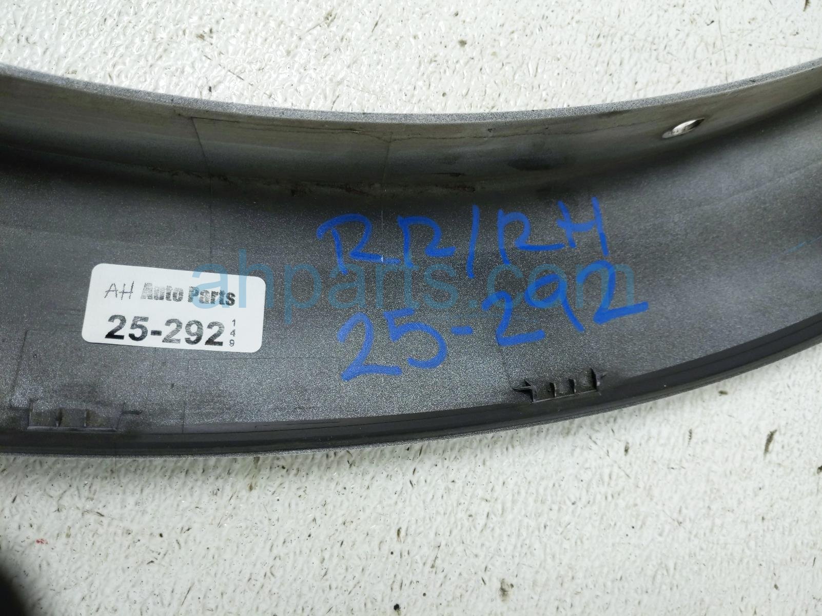 2018 Infiniti Qx80 Rear Passenger Quarter Panel Flare White 93828 6GW2B Replacement 2018 Infiniti Qx80 Rear Passenger Quarter Panel Flare White 93828 6GW2B Replacement thumbnail