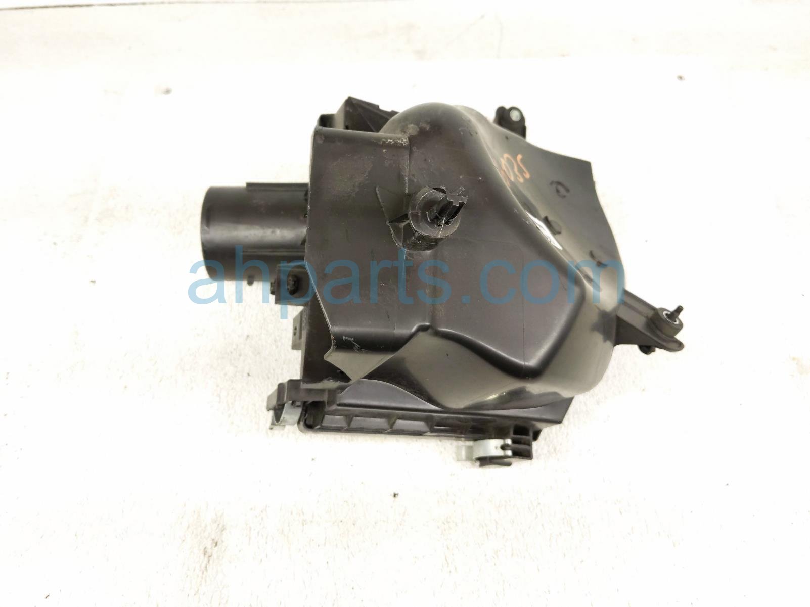 $495 Lexus AIR CLEANER INTAKE BOX $495 Lexus AIR CLEANER INTAKE BOX
