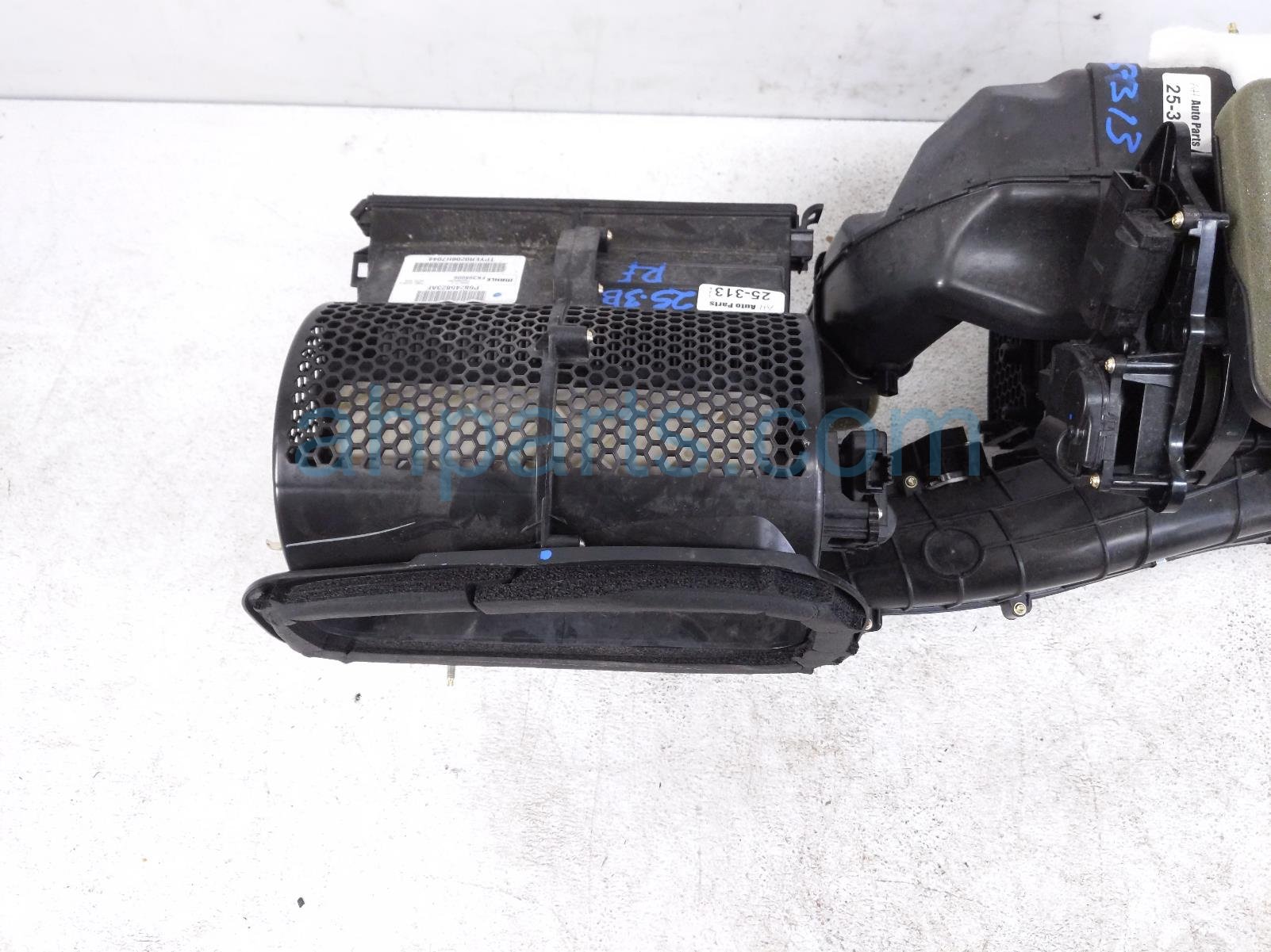 2018 Jeep Grand Cherokee Front Blower Motor W/heater Core 68224169AB Replacement 2018 Jeep Grand Cherokee Front Blower Motor W/heater Core 68224169AB Replacement thumbnail