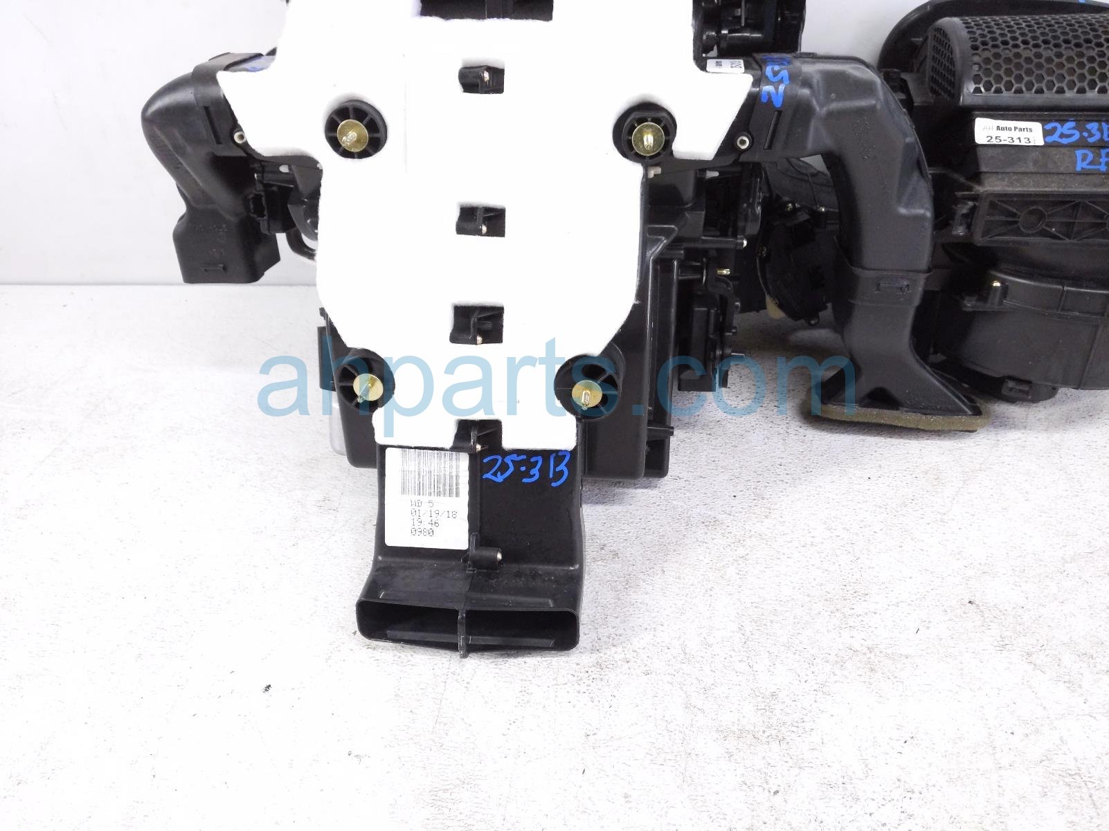 2018 Jeep Grand Cherokee Front Blower Motor W/heater Core 68224169AB Replacement 2018 Jeep Grand Cherokee Front Blower Motor W/heater Core 68224169AB Replacement thumbnail