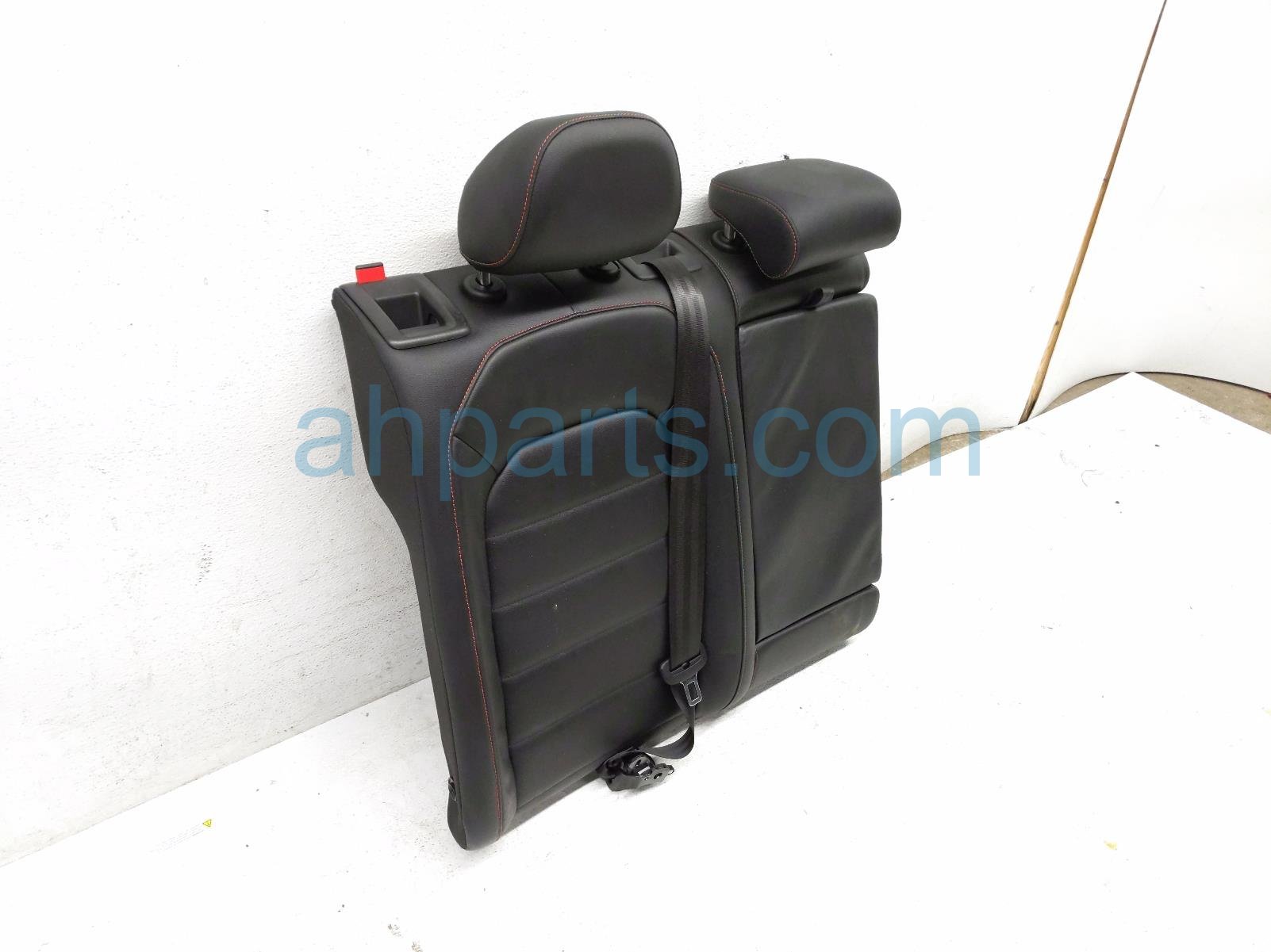 2018 Volkswagen Golf Gti Back (2nd Row) Rear Passenger Top Seat Cushion Blk W/red 5GM 885 806 BN BKV Replacement 2018 Volkswagen Golf Gti Back (2nd Row) Rear Passenger Top Seat Cushion Blk W/red 5GM 885 806 BN BKV Replacement thumbnail