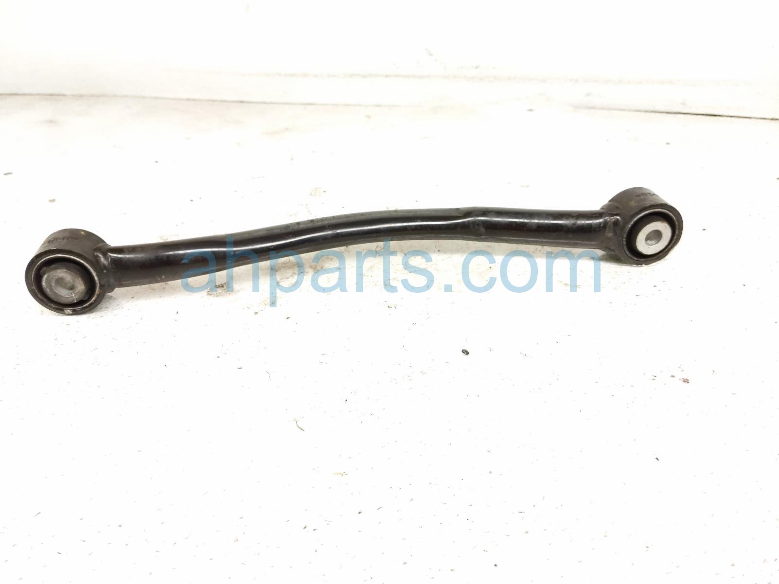 2018 Jeep Grand Cherokee Upper Rear Driver Tension Forward Control Arm 52124830AD Replacement 2018 Jeep Grand Cherokee Upper Rear Driver Tension Forward Control Arm 52124830AD Replacement thumbnail