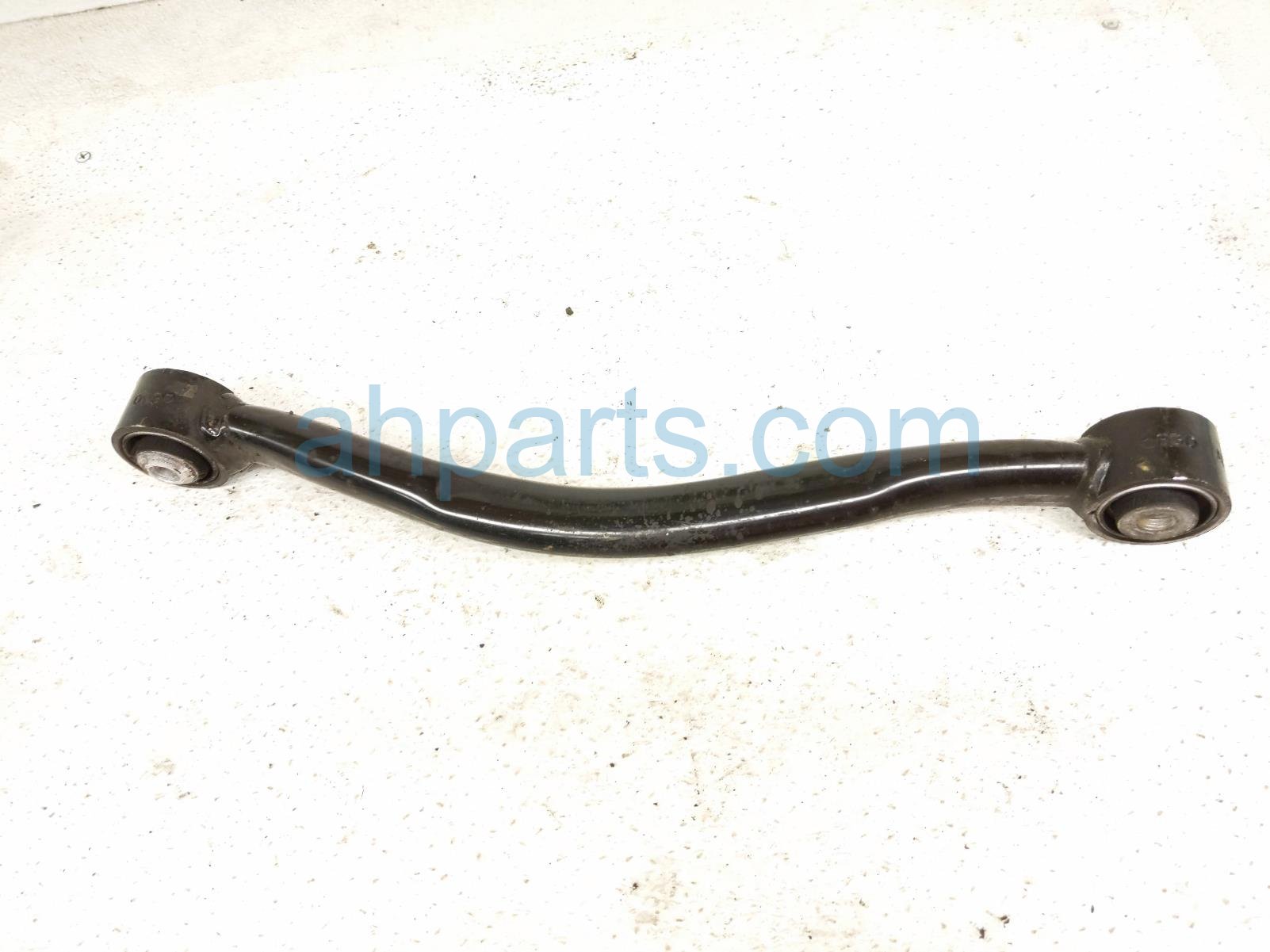 2018 Jeep Grand Cherokee Upper Rear Driver Tension Forward Control Arm 52124830AD Replacement 2018 Jeep Grand Cherokee Upper Rear Driver Tension Forward Control Arm 52124830AD Replacement thumbnail