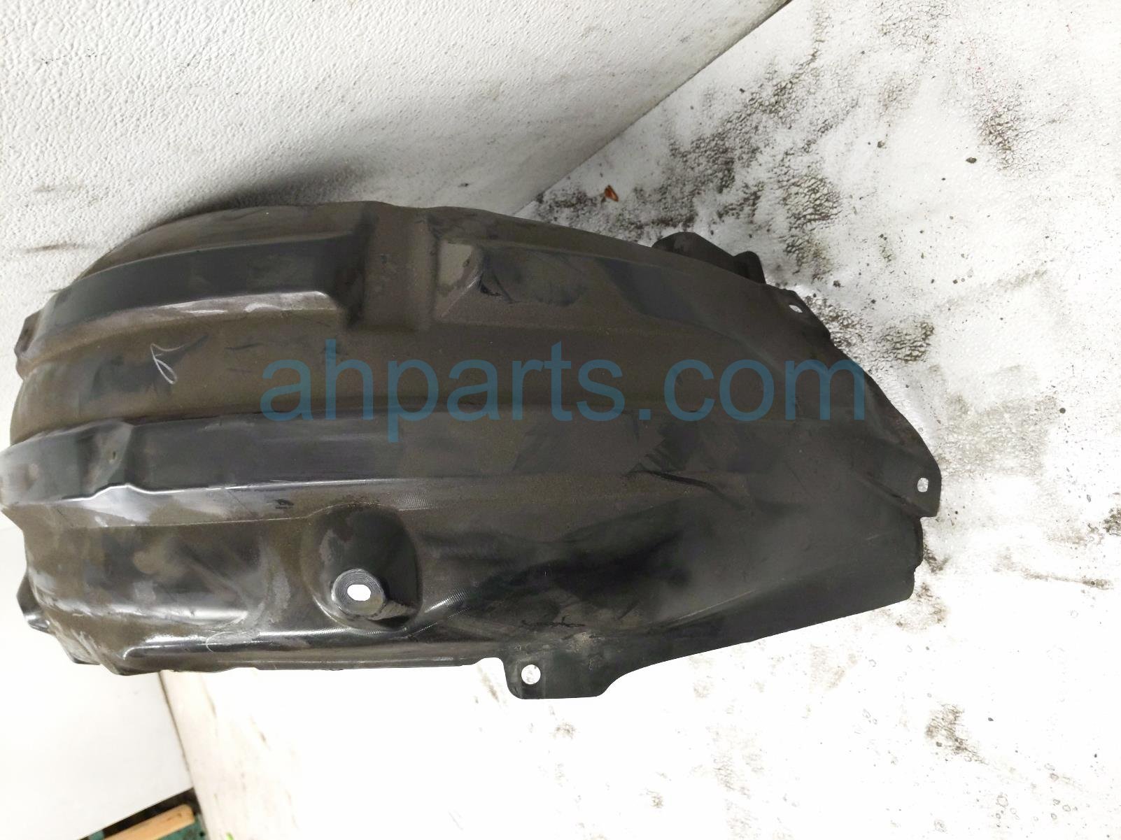2022 Toyota Gr86 Rear Driver Inner Fender Liner SU003 09281 Replacement 2022 Toyota Gr86 Rear Driver Inner Fender Liner SU003 09281 Replacement thumbnail