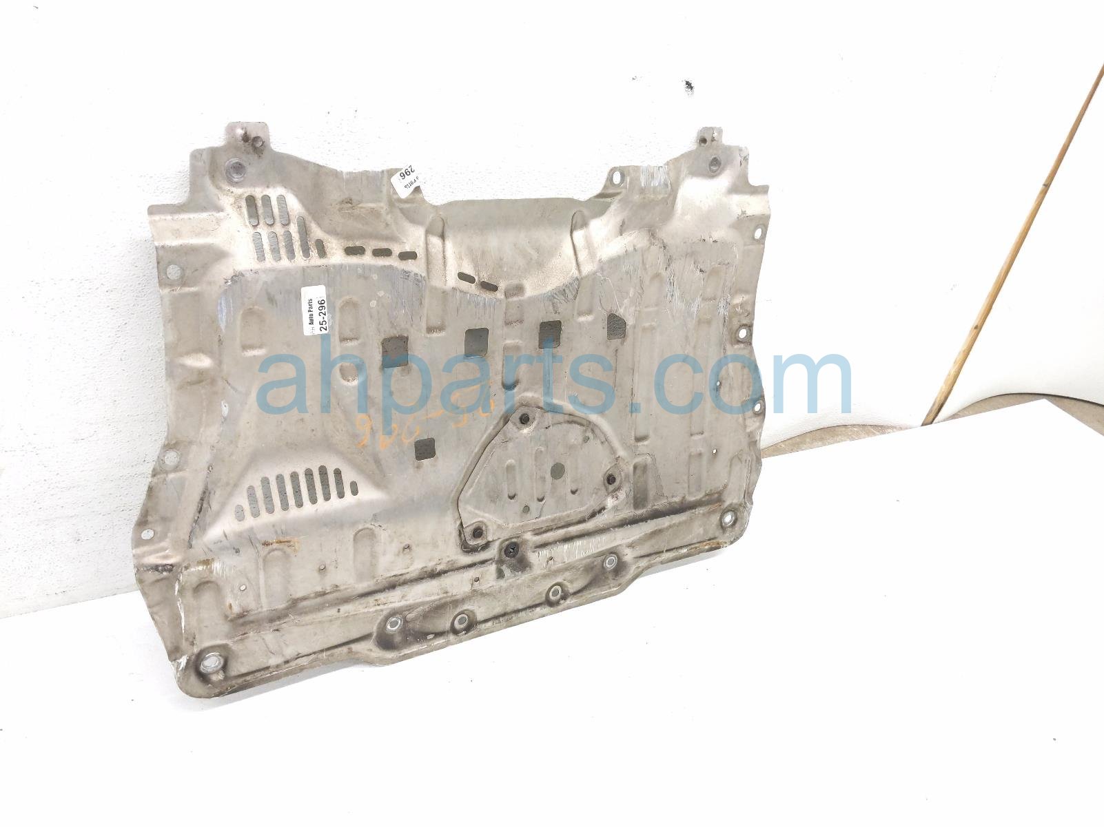 2022 Toyota Gr86 Front Underbody Skid Plate SU003 09169 Replacement 2022 Toyota Gr86 Front Underbody Skid Plate SU003 09169 Replacement thumbnail