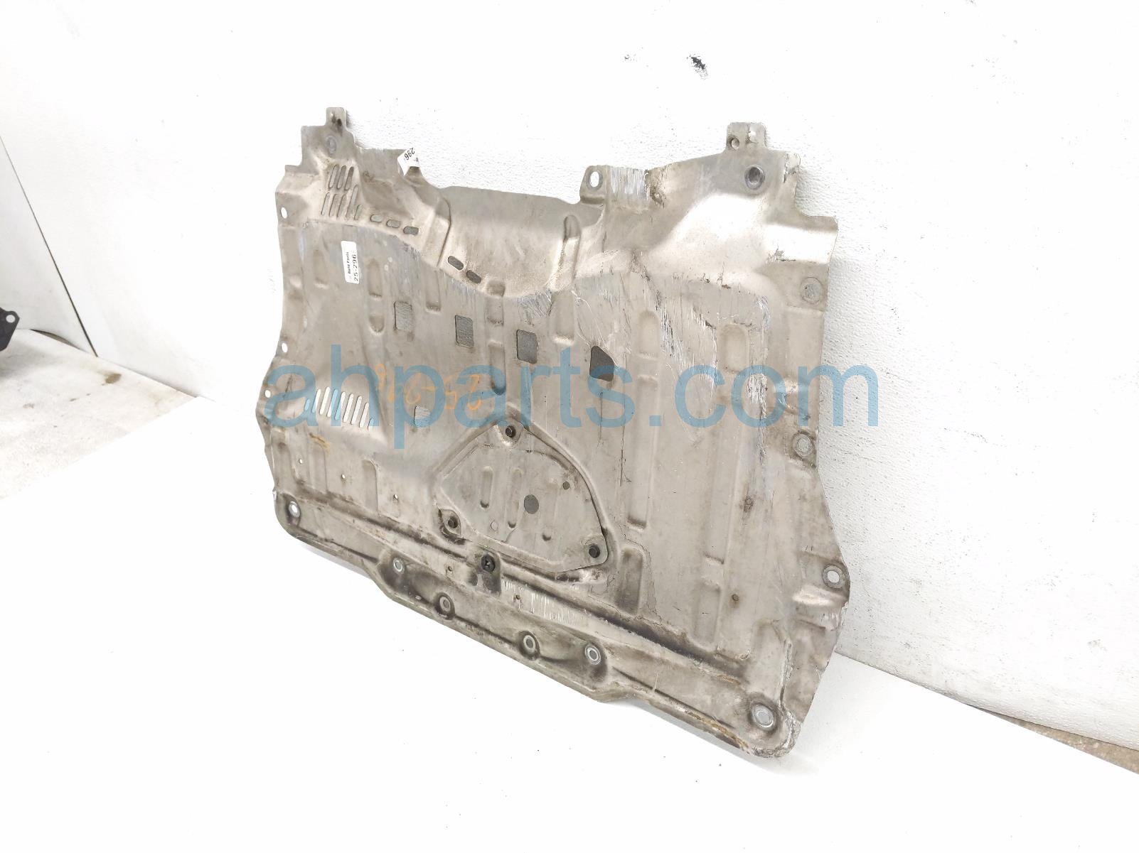 2022 Toyota Gr86 Front Underbody Skid Plate SU003 09169 Replacement 2022 Toyota Gr86 Front Underbody Skid Plate SU003 09169 Replacement thumbnail