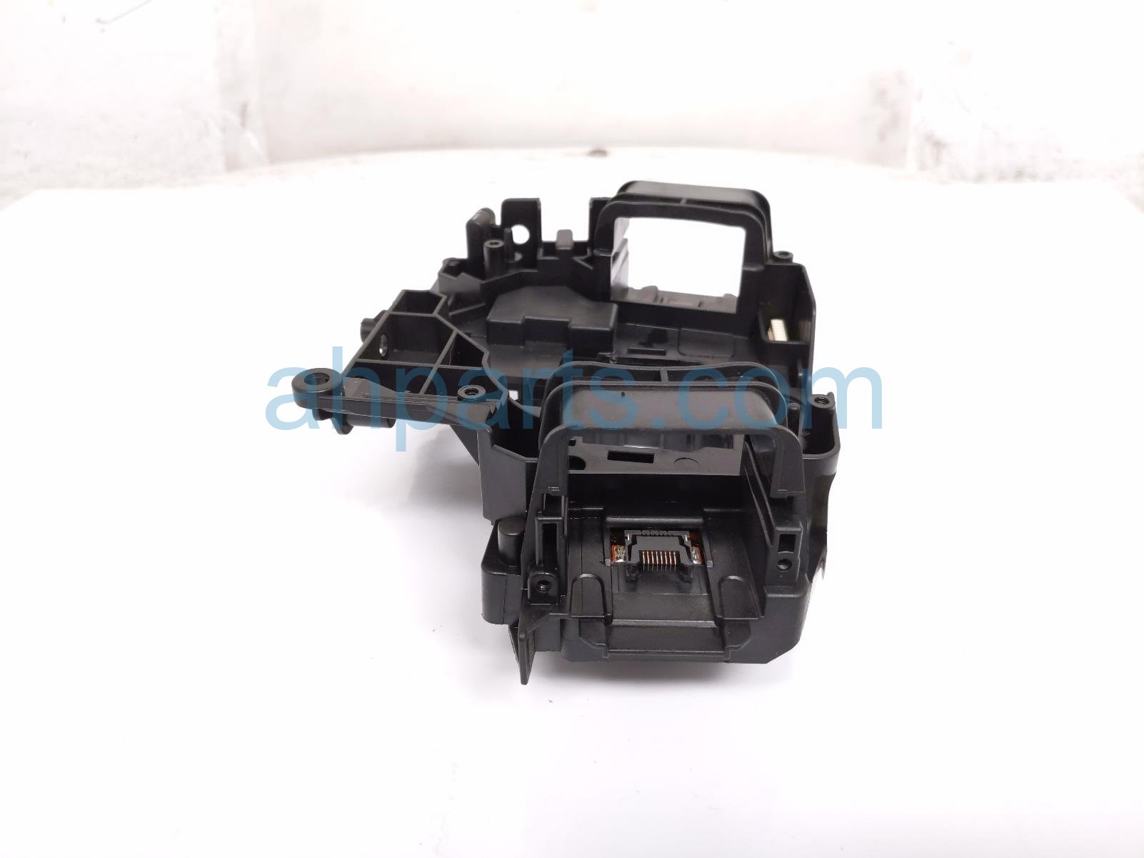 Ford STEERING COLUMN HOUSING - FRONT LEFT