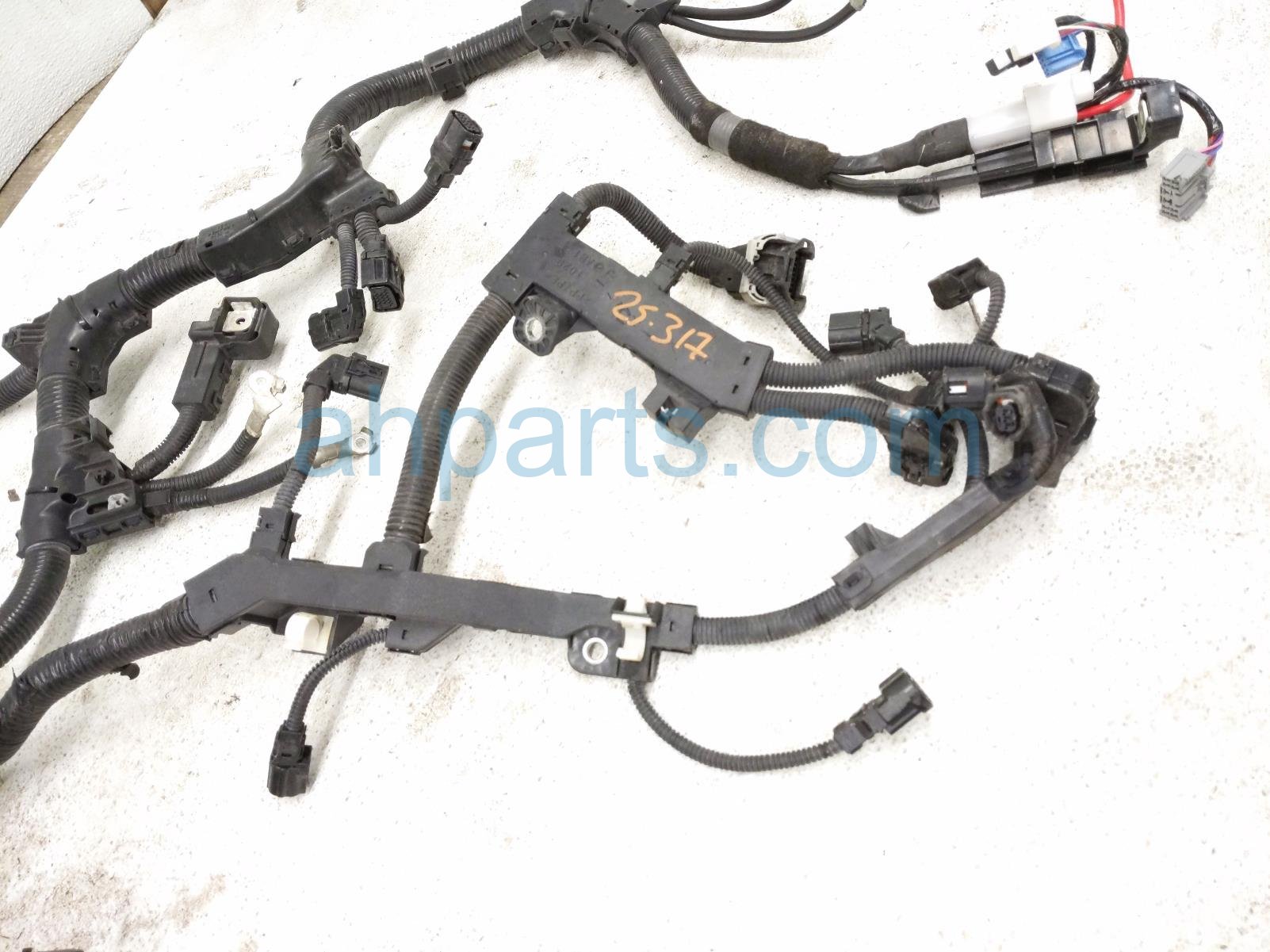 2019 Toyota Rav 4 Main Engine Wire Harness Hyb Awd 82111 0R491 Replacement 2019 Toyota Rav 4 Main Engine Wire Harness Hyb Awd 82111 0R491 Replacement thumbnail