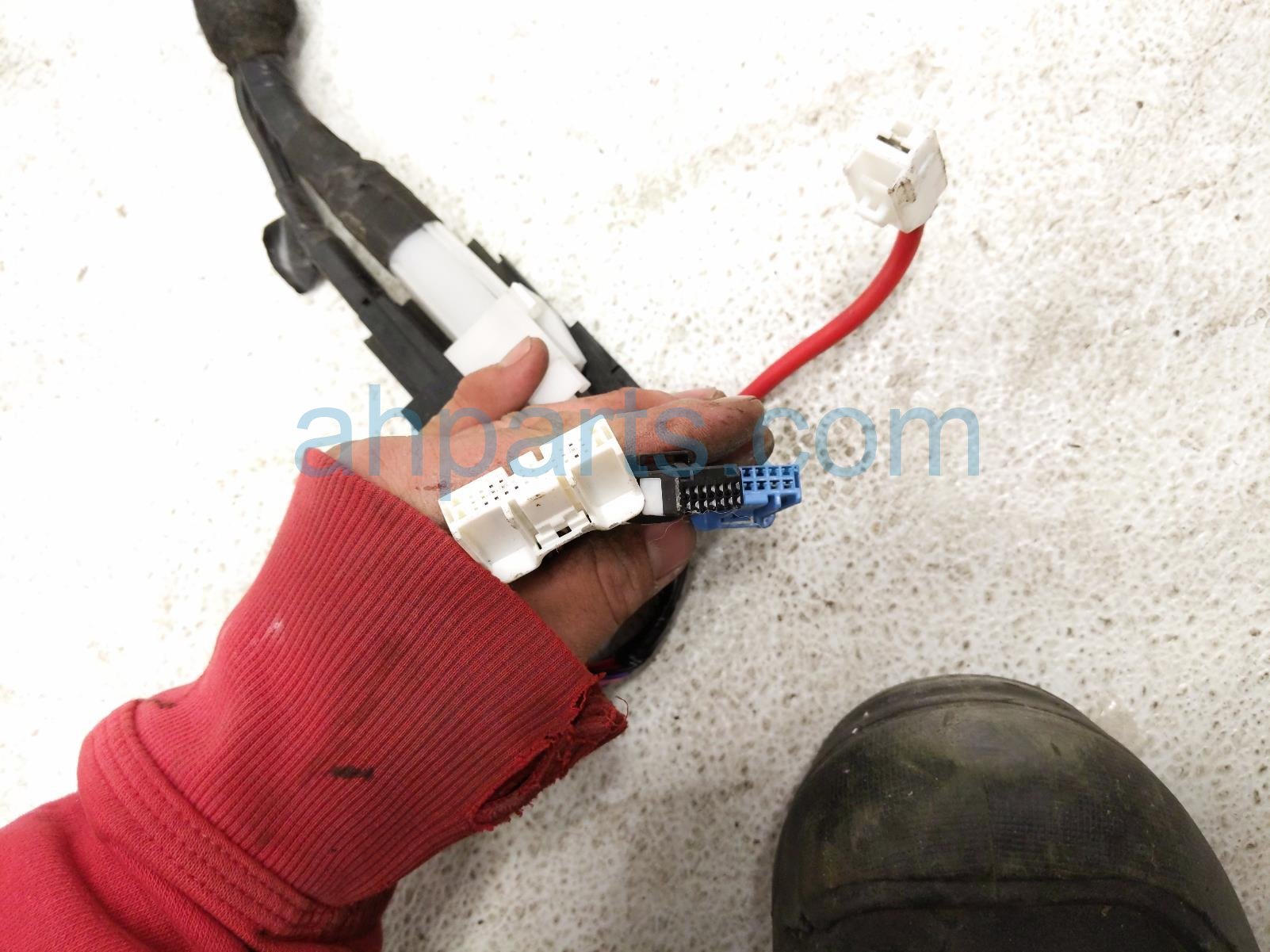 2019 Toyota Rav 4 Main Engine Wire Harness Hyb Awd 82111 0R491 Replacement 2019 Toyota Rav 4 Main Engine Wire Harness Hyb Awd 82111 0R491 Replacement thumbnail