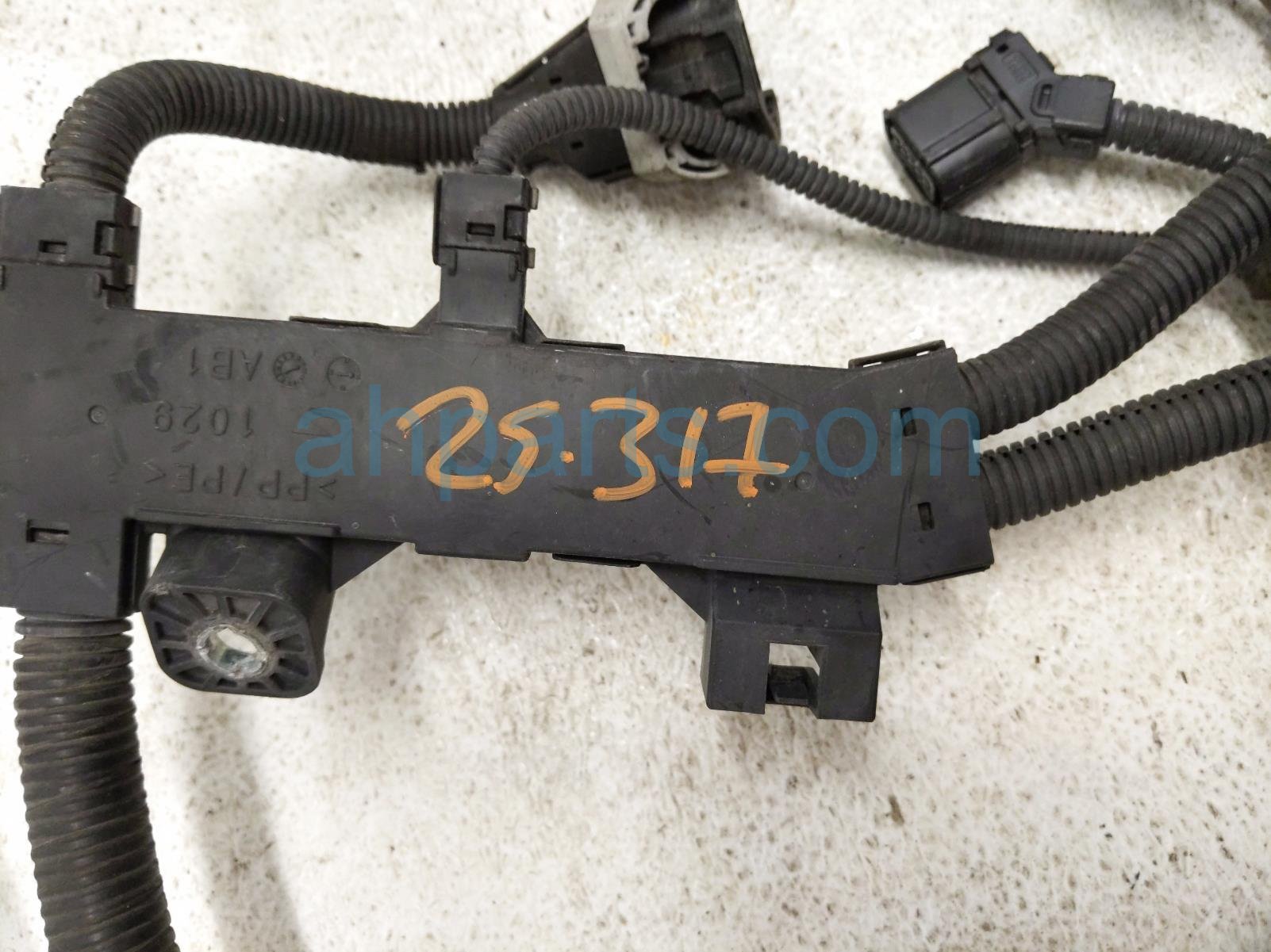 2019 Toyota Rav 4 Main Engine Wire Harness Hyb Awd 82111 0R491 Replacement 2019 Toyota Rav 4 Main Engine Wire Harness Hyb Awd 82111 0R491 Replacement thumbnail