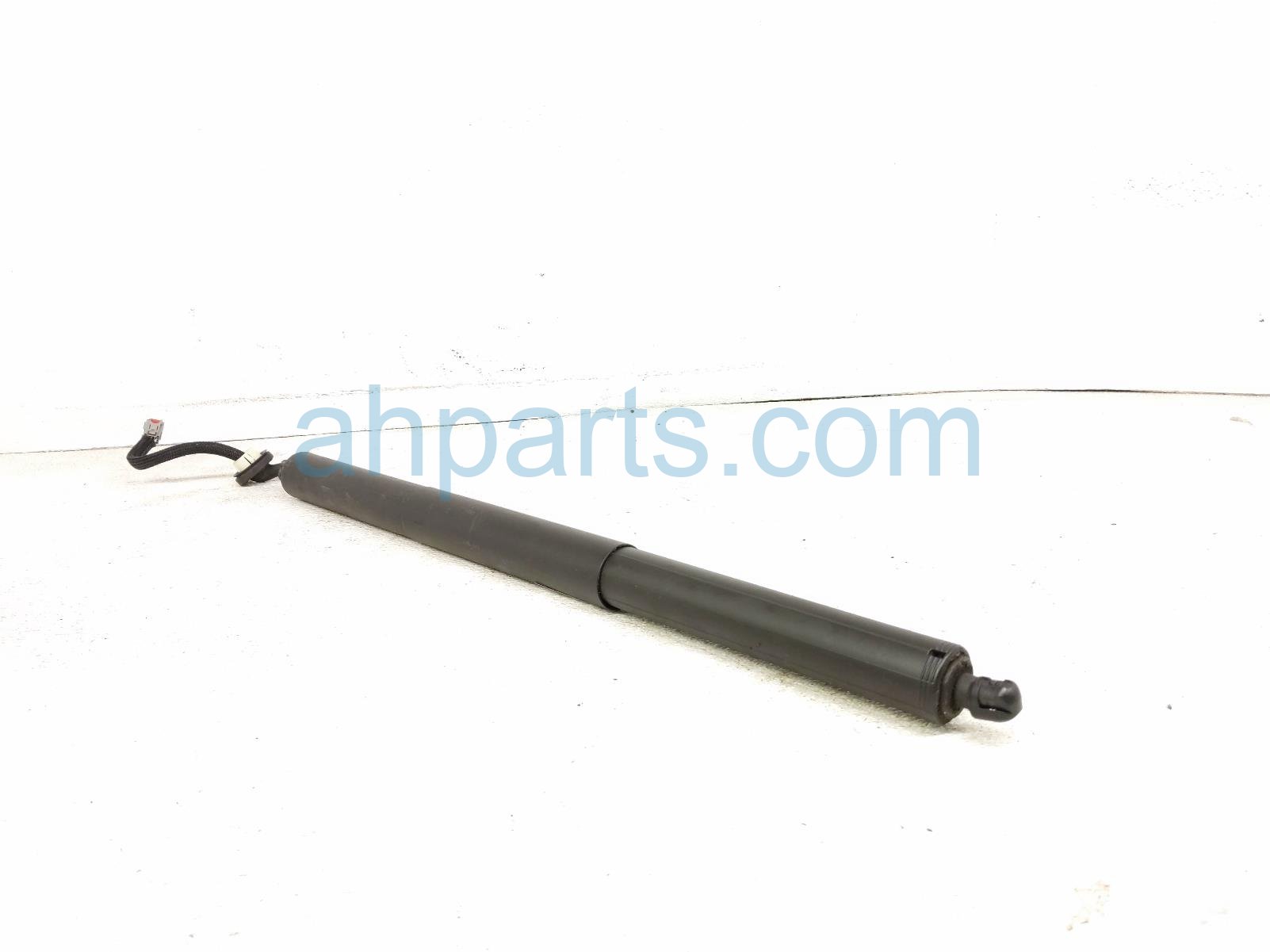 2023 Jeep Cherokee Rear Driver Power Liftgate Strut 68289846AC Replacement 2023 Jeep Cherokee Rear Driver Power Liftgate Strut 68289846AC Replacement thumbnail