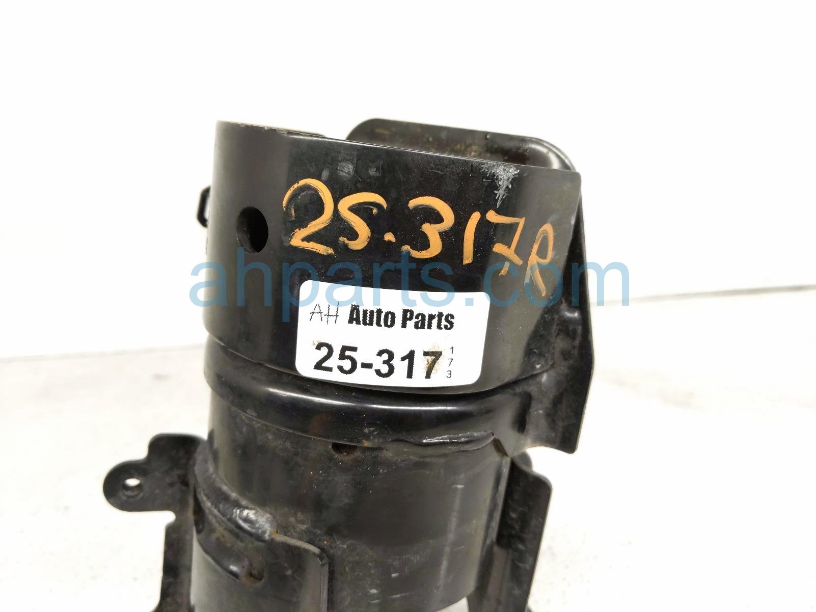 2019 Toyota Rav 4 Engine/motor Rear Engine Mount 2.5l Awd Hyb 12371 F0100 Replacement 2019 Toyota Rav 4 Engine/motor Rear Engine Mount 2.5l Awd Hyb 12371 F0100 Replacement thumbnail