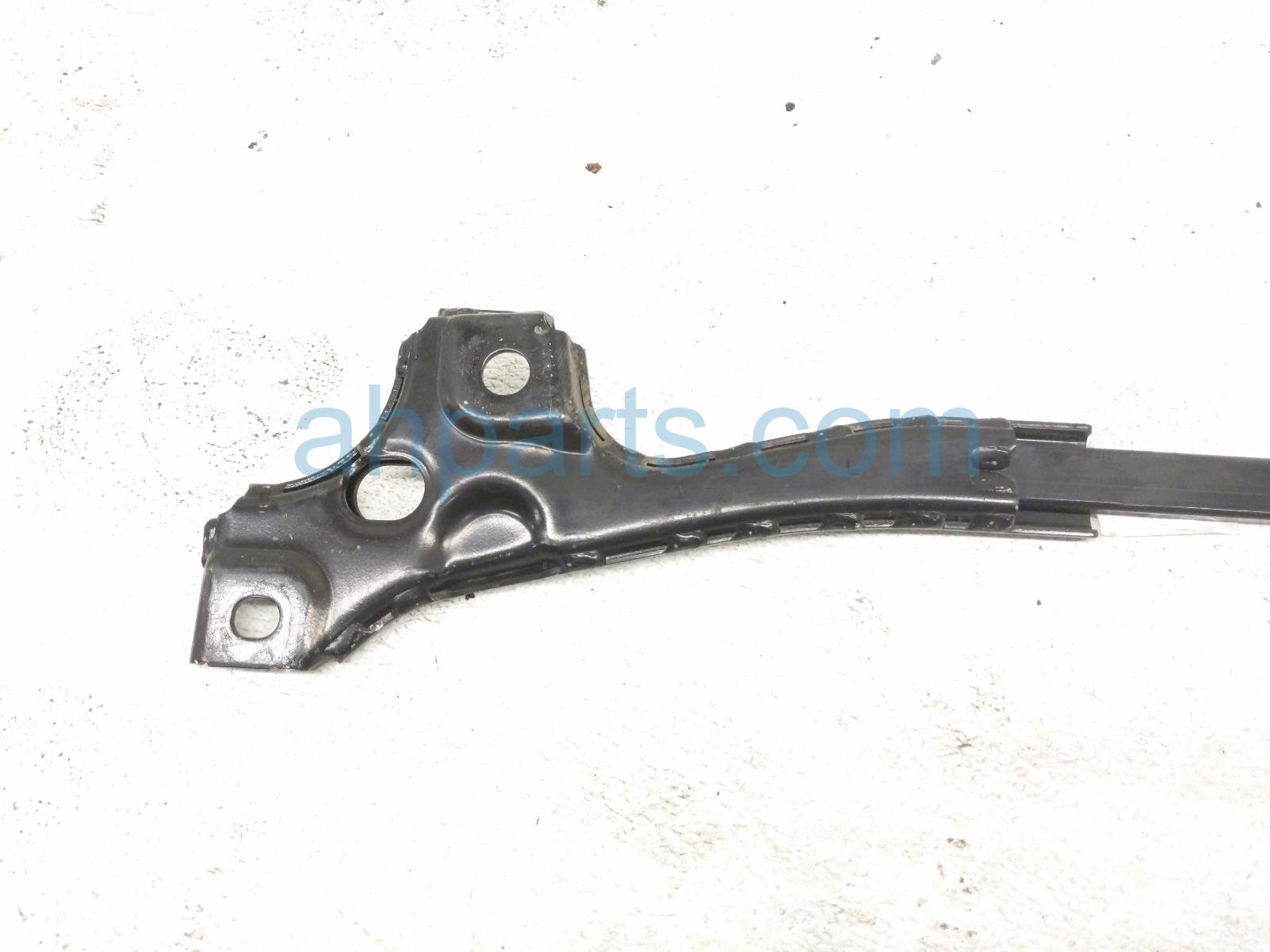 2013 Honda Accord Stabilizer / Sway Front Strut Tower Bar 74180 T2A A01 Replacement 2013 Honda Accord Stabilizer / Sway Front Strut Tower Bar 74180 T2A A01 Replacement thumbnail