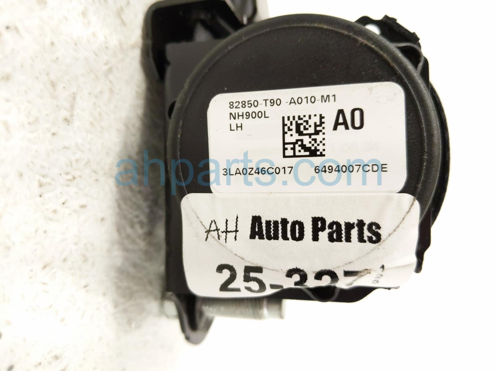 2025 Honda Pilot Rear 3rd Row Driver Seat Belt Grey 04828 T90 A00ZA Replacement 2025 Honda Pilot Rear 3rd Row Driver Seat Belt Grey 04828 T90 A00ZA Replacement thumbnail